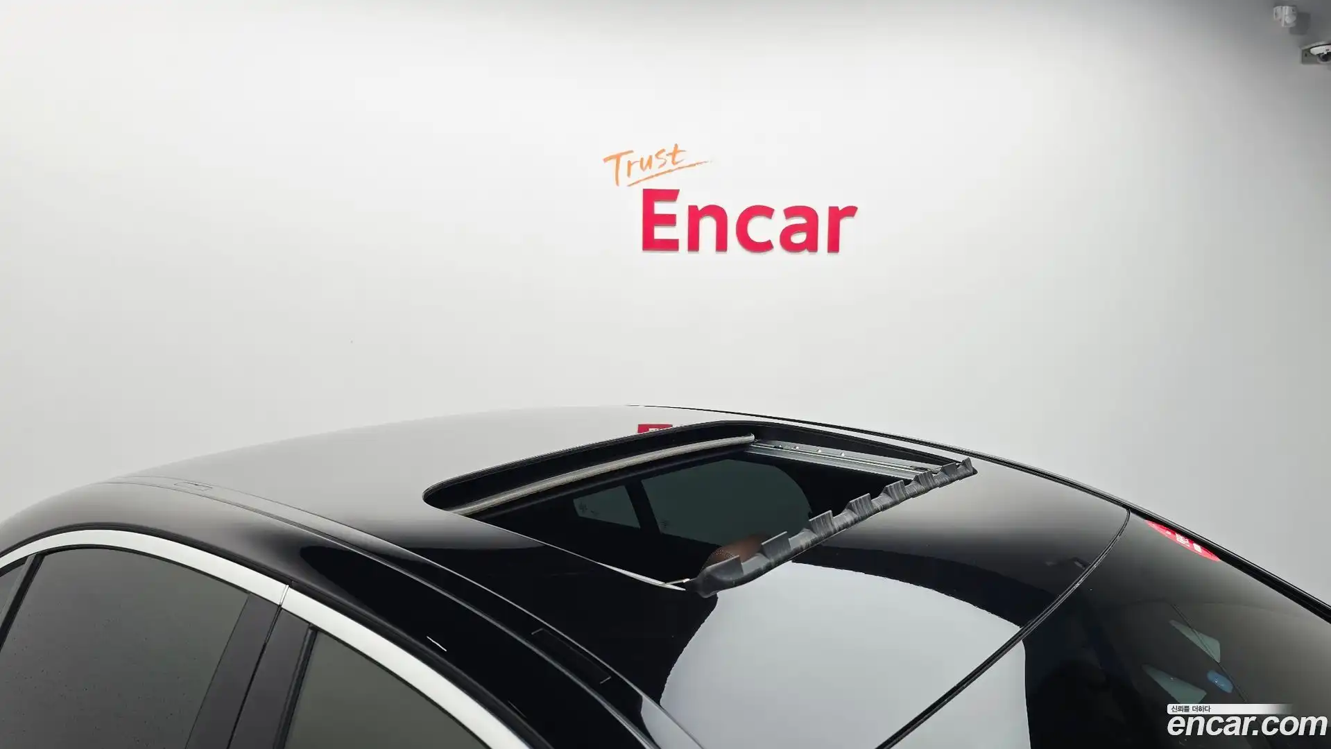 E-Class Mercedes-Benz 2022.0-OPTION-045