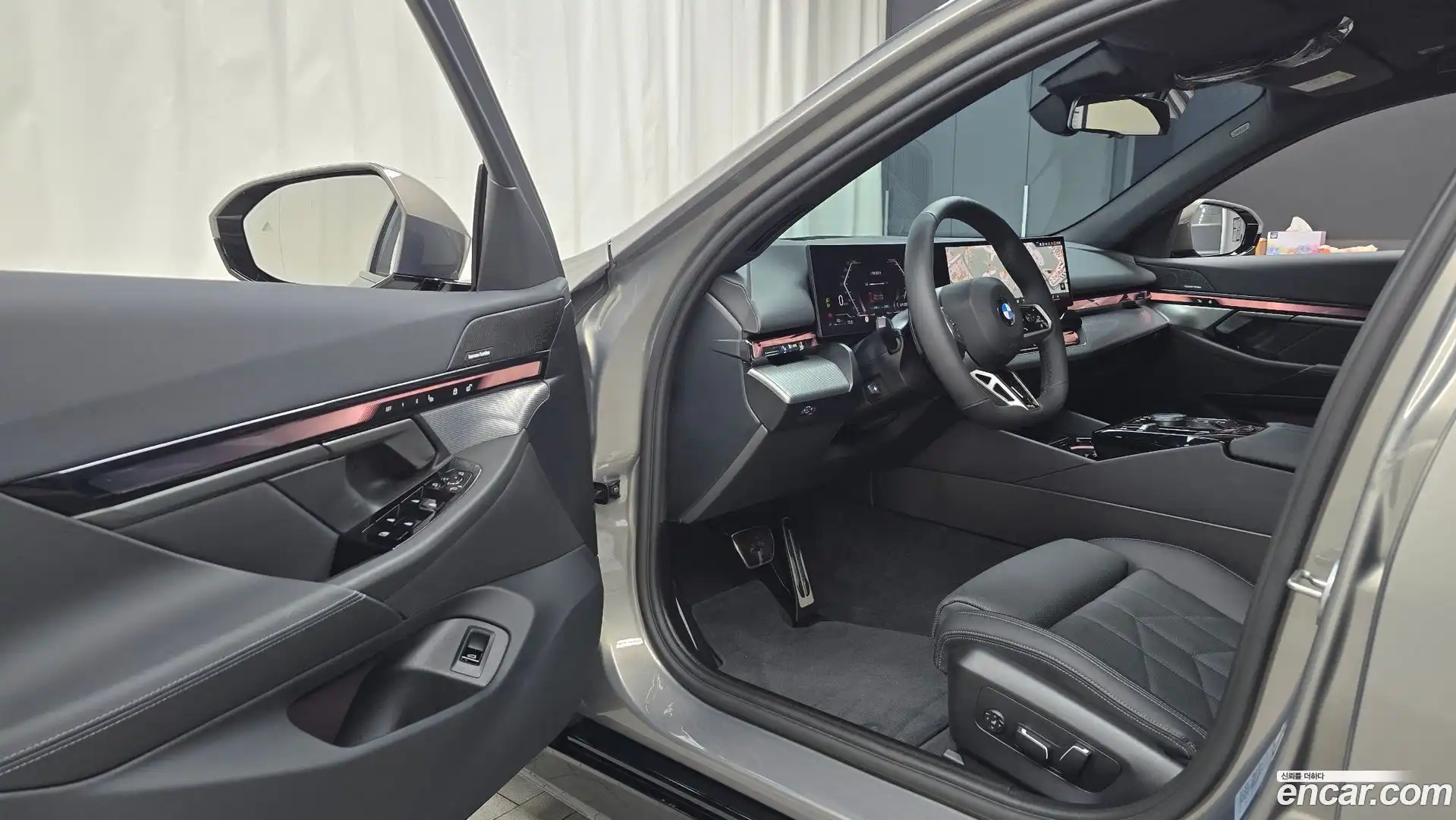 5-Series BMW 2026.0-INNER-010