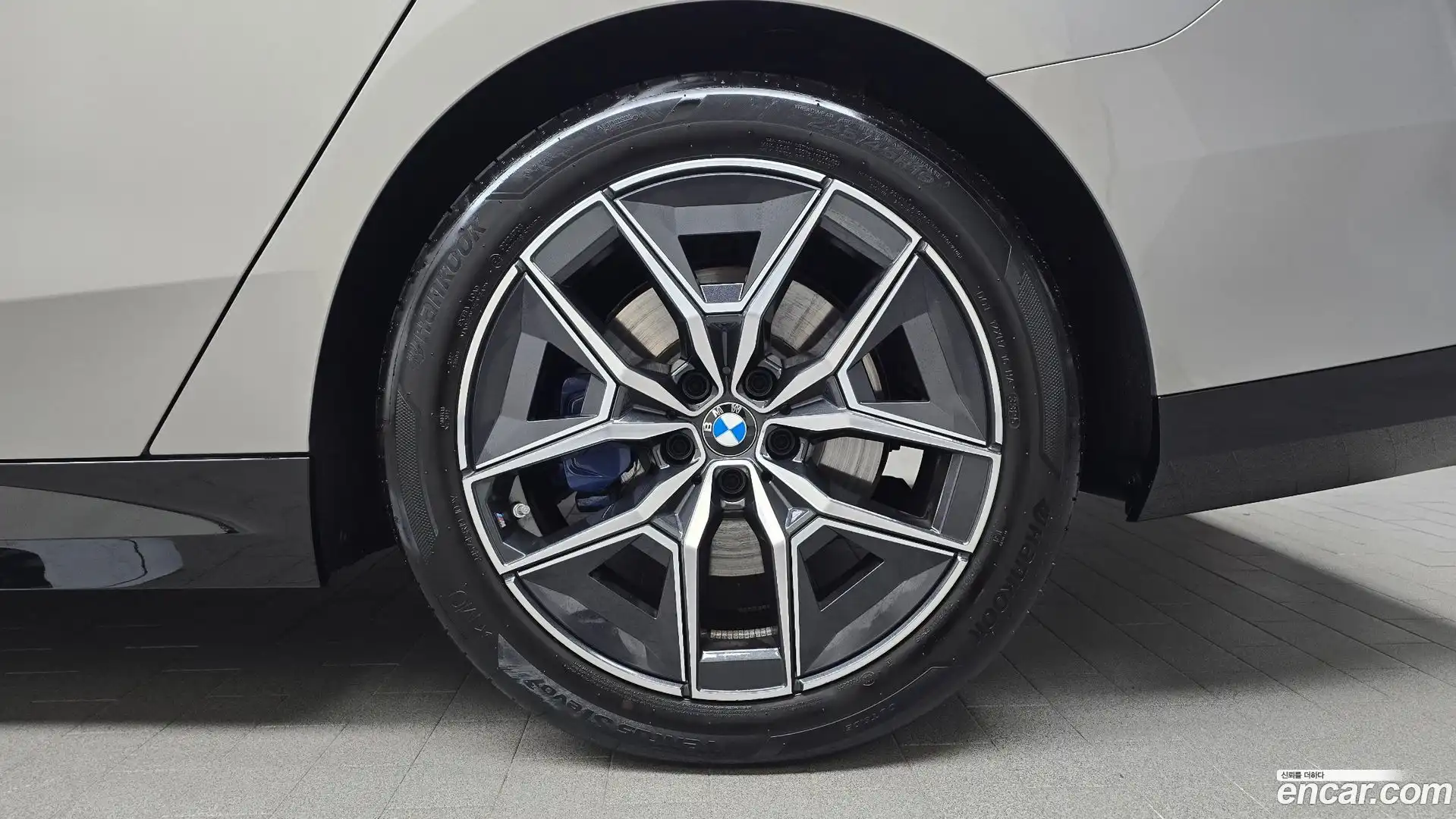 5-Series BMW 2026.0-OUTER-031