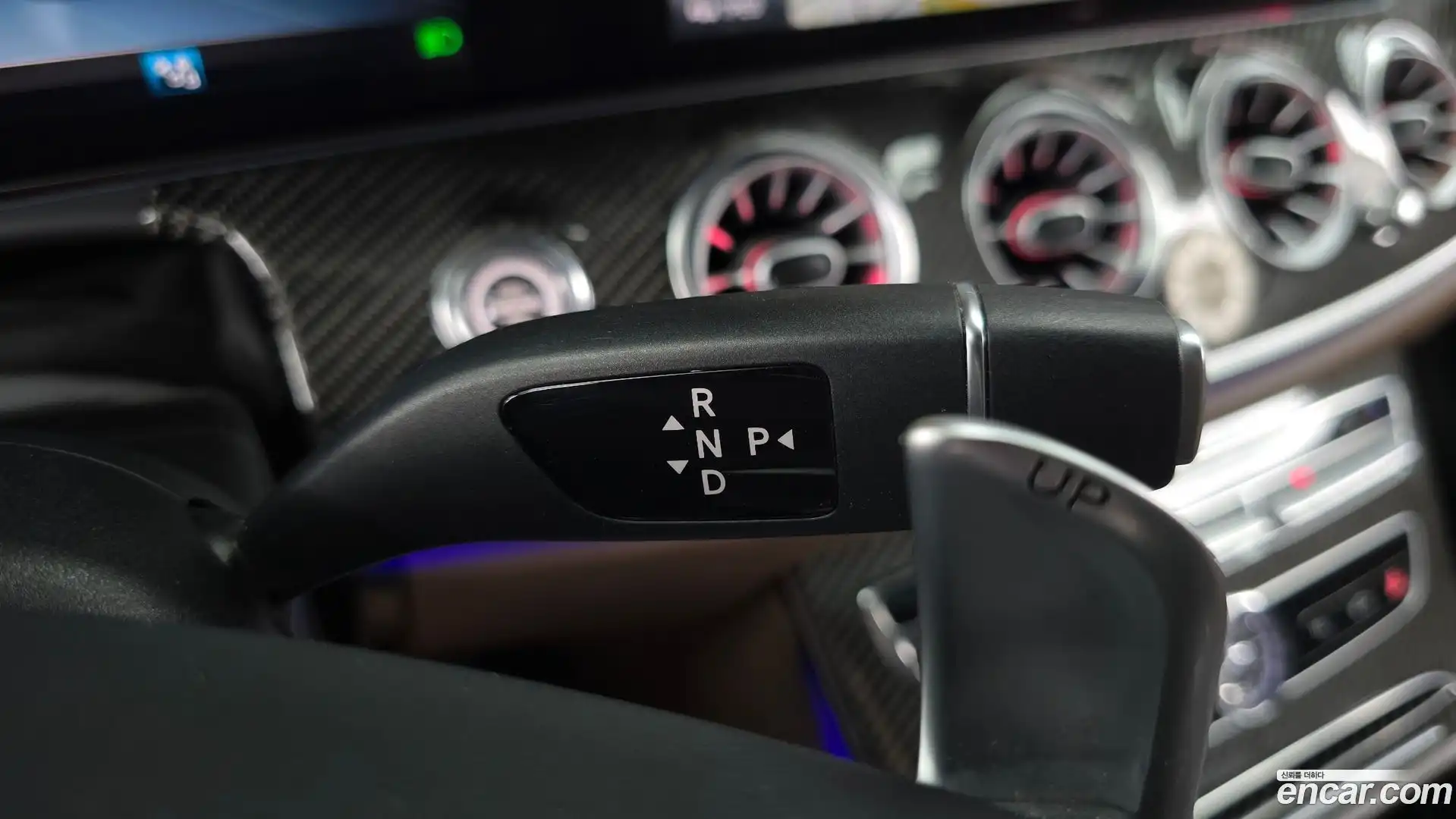 E-Class Mercedes-Benz 2018.8-INNER-009