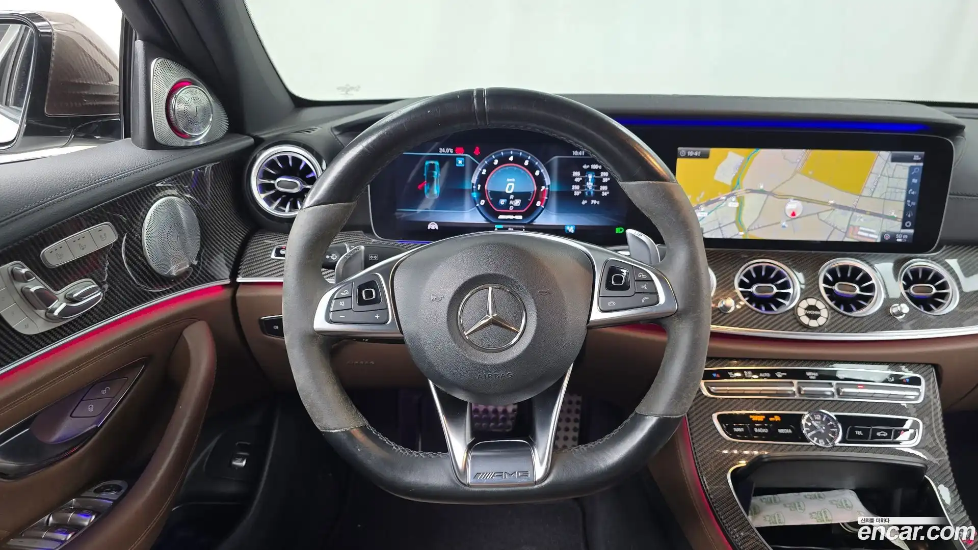 E-Class Mercedes-Benz 2018.8-OPTION-017