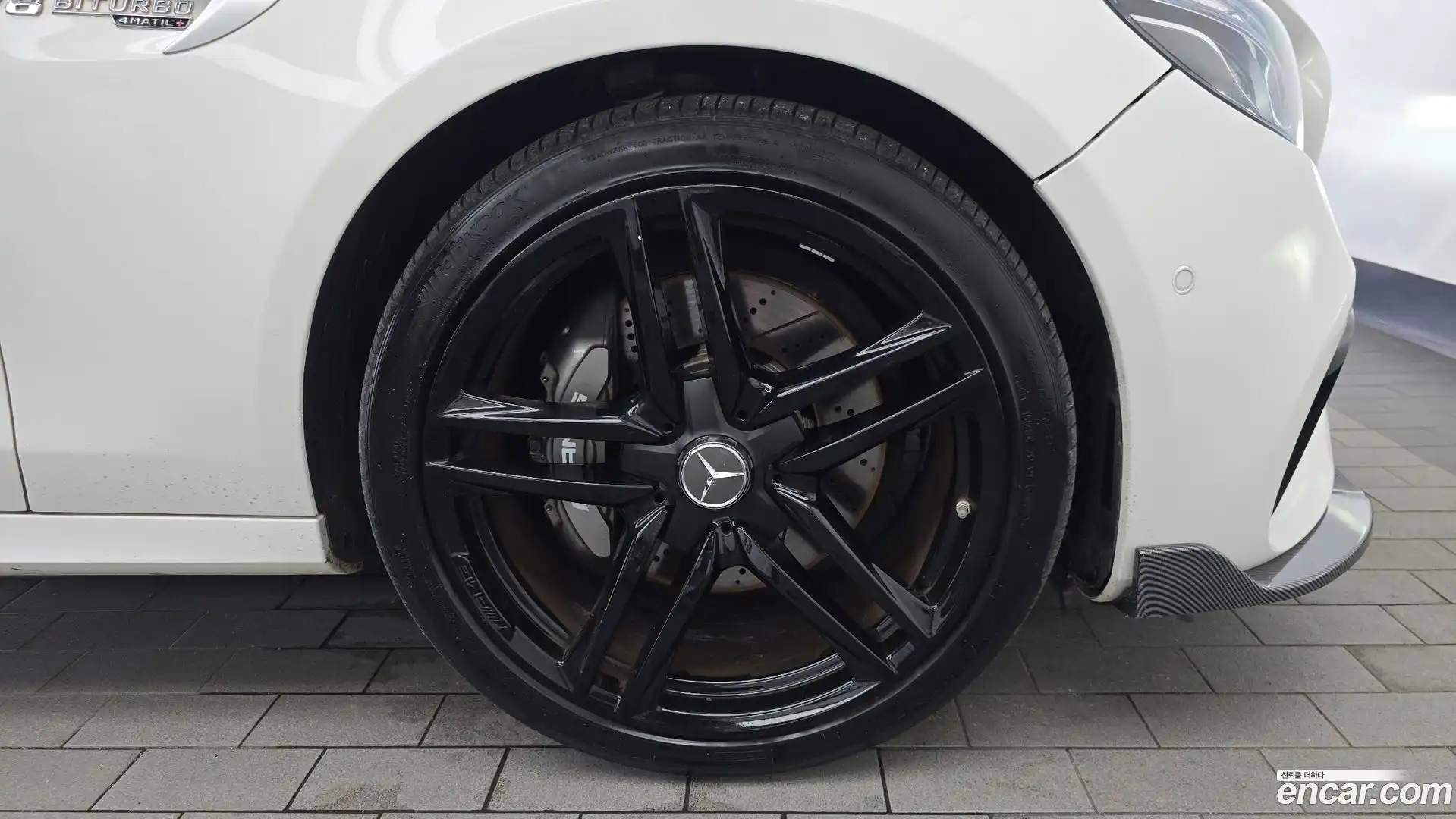 E-Class Mercedes-Benz 2018.8-OUTER-031