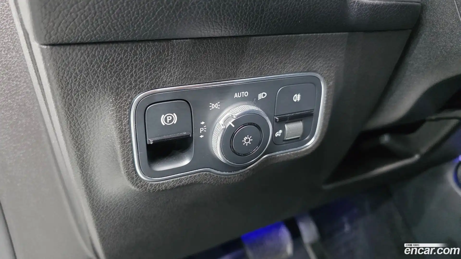 GLB-Class Mercedes-Benz 2021.8-OPTION-018