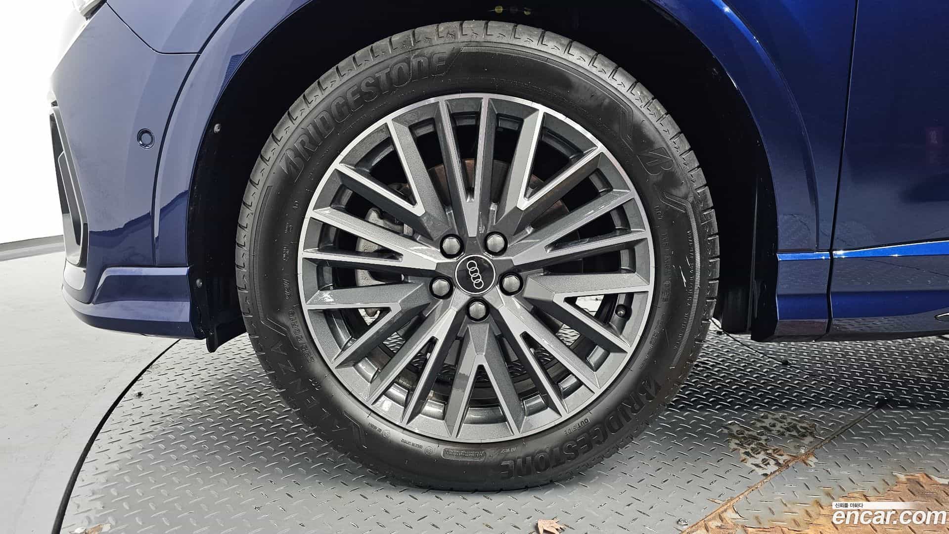 Q3 Audi 2025.5-OUTER-005