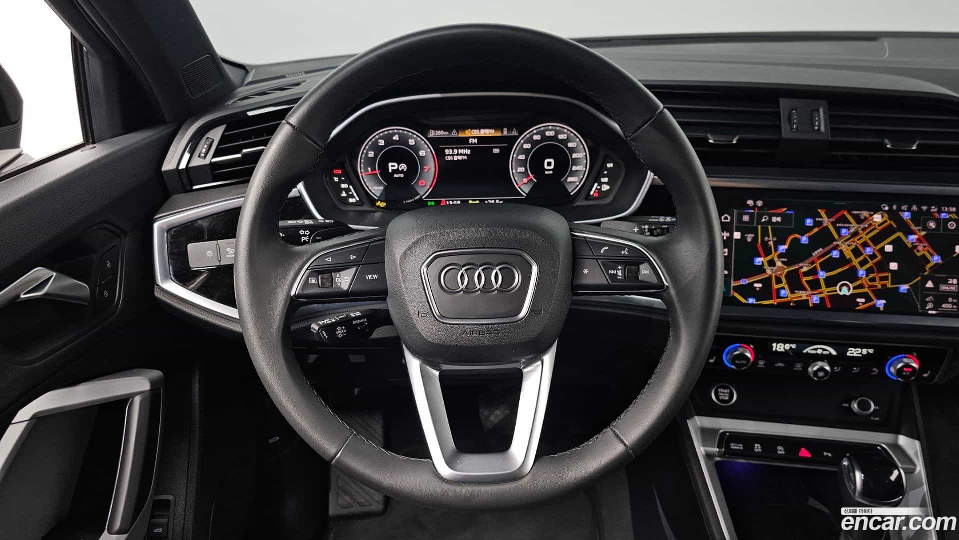 Q3 Audi 2025.5-OPTION-017