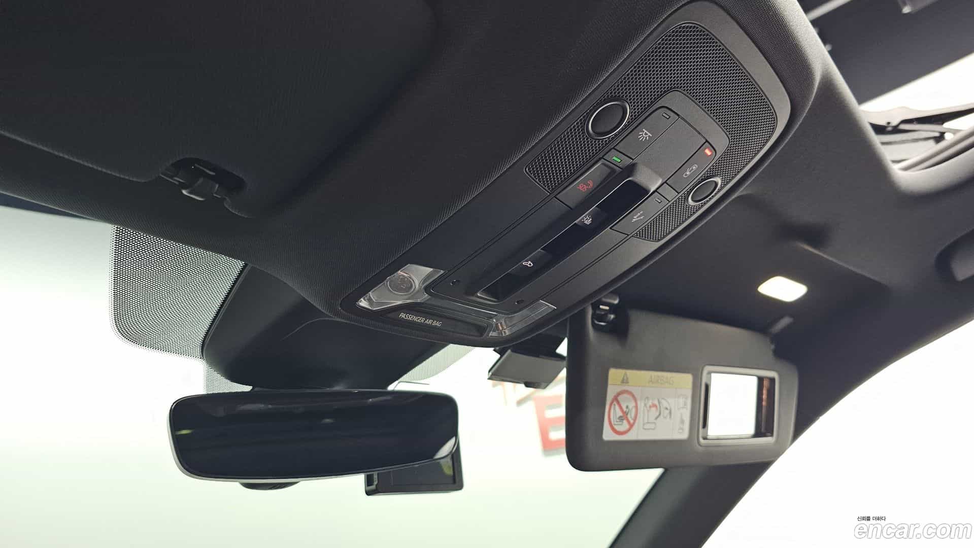 Q3 Audi 2025.5-OPTION-043
