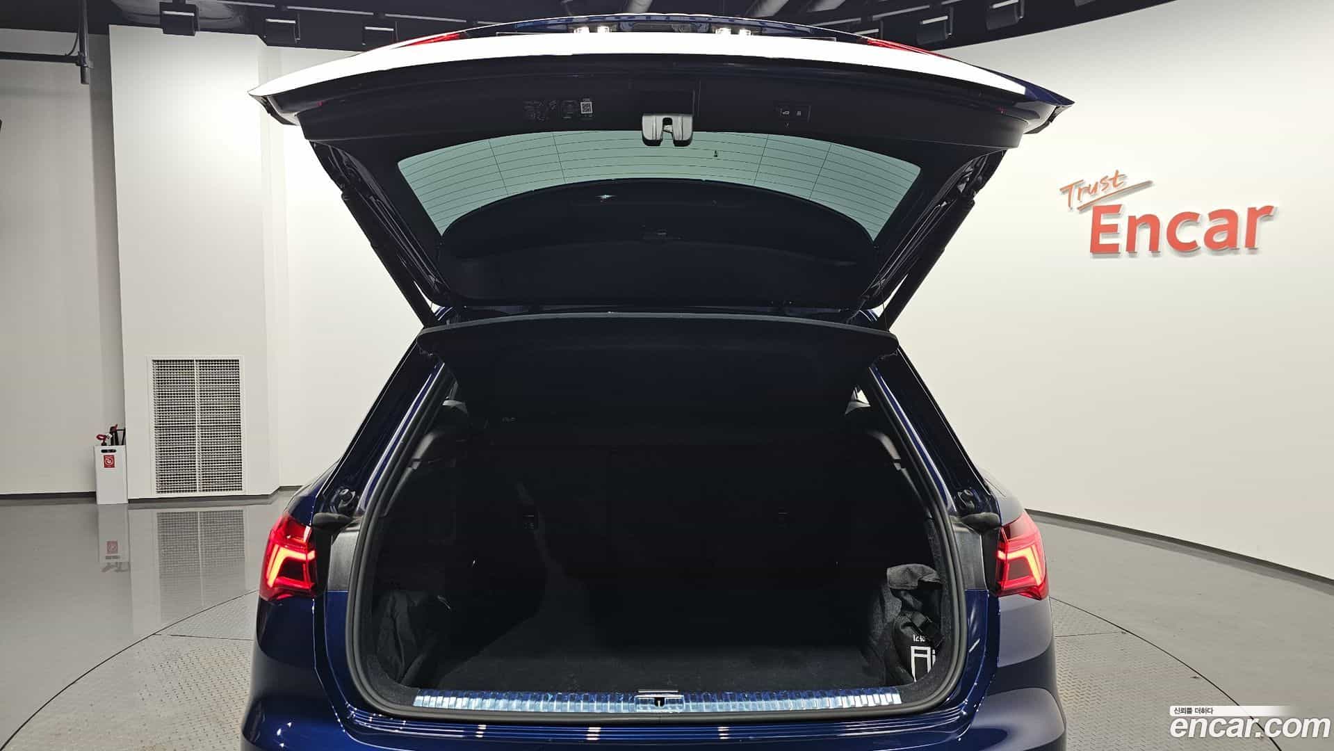 Q3 Audi 2025.5-OPTION-045