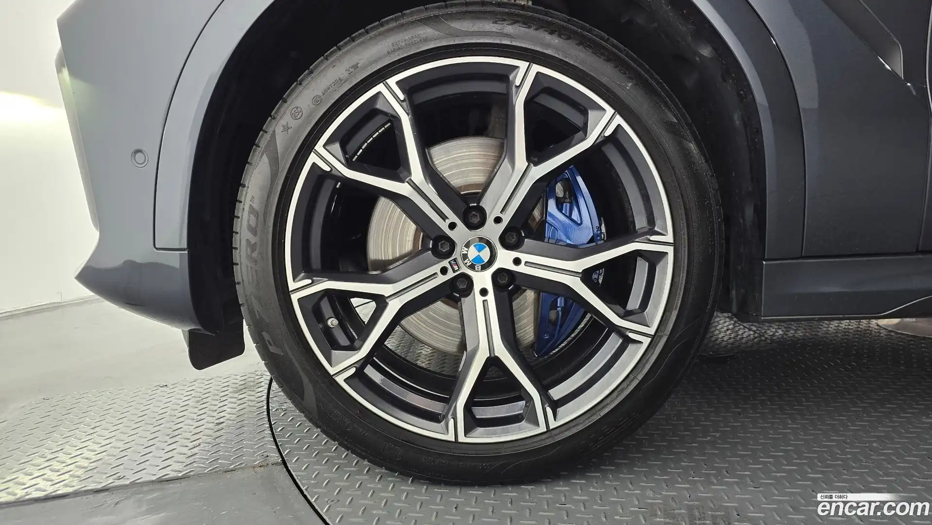 X6 BMW 2021.0-OUTER-005