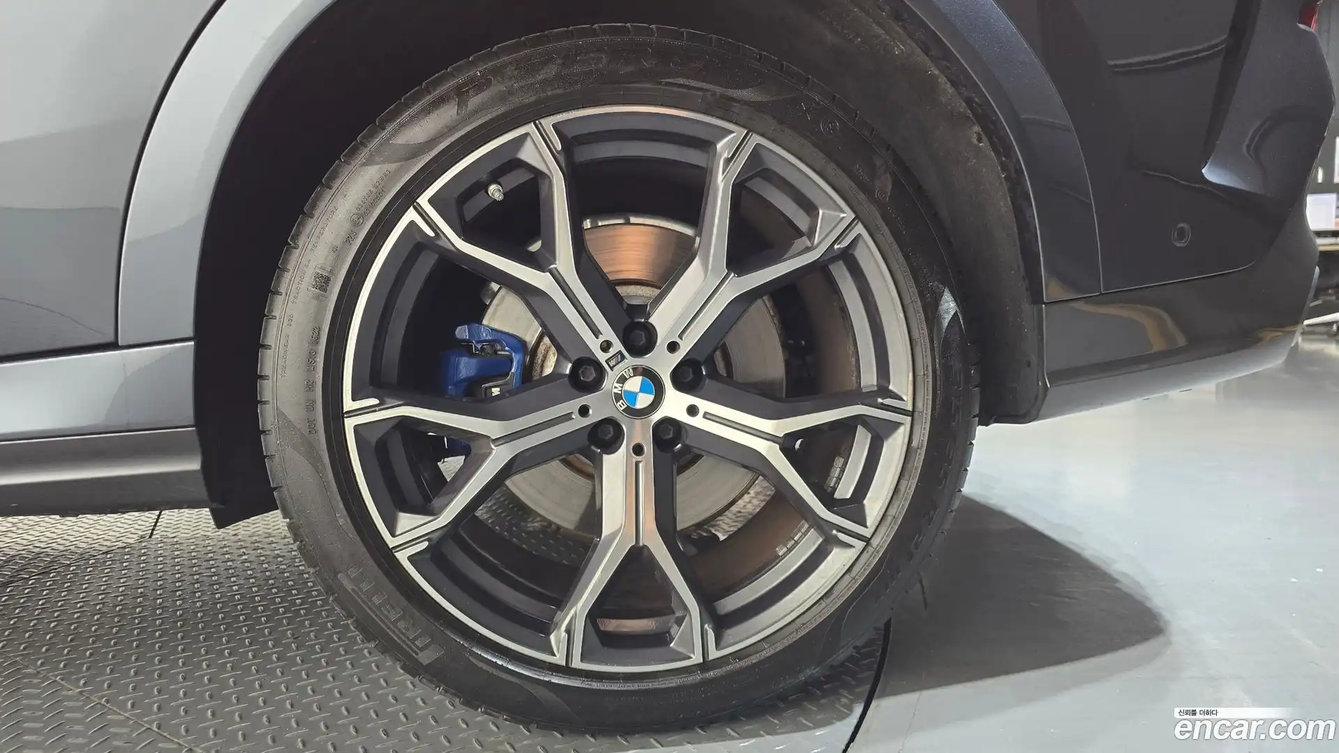 X6 BMW 2021.0-OUTER-031