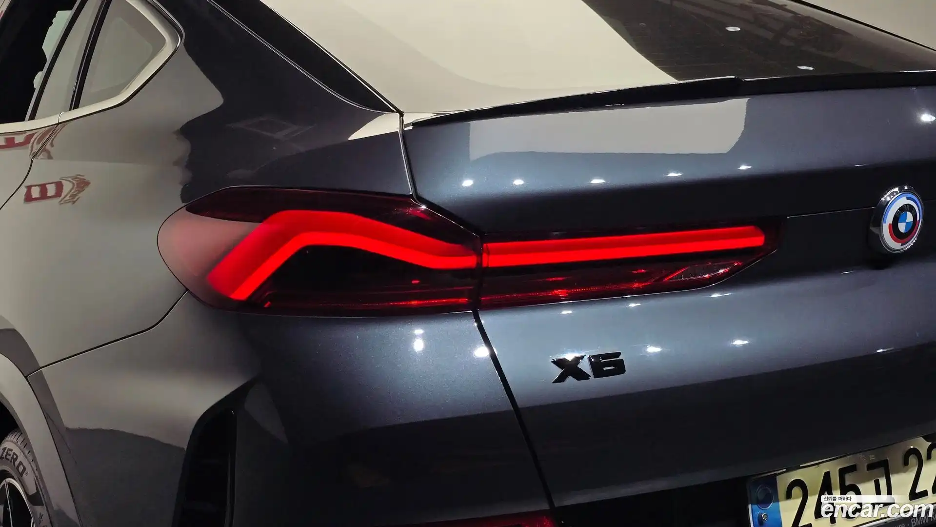 X6 BMW 2021.0-OUTER-033
