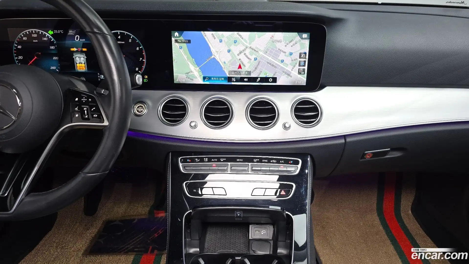 E-Class Mercedes-Benz 2021.2-OPTION-018