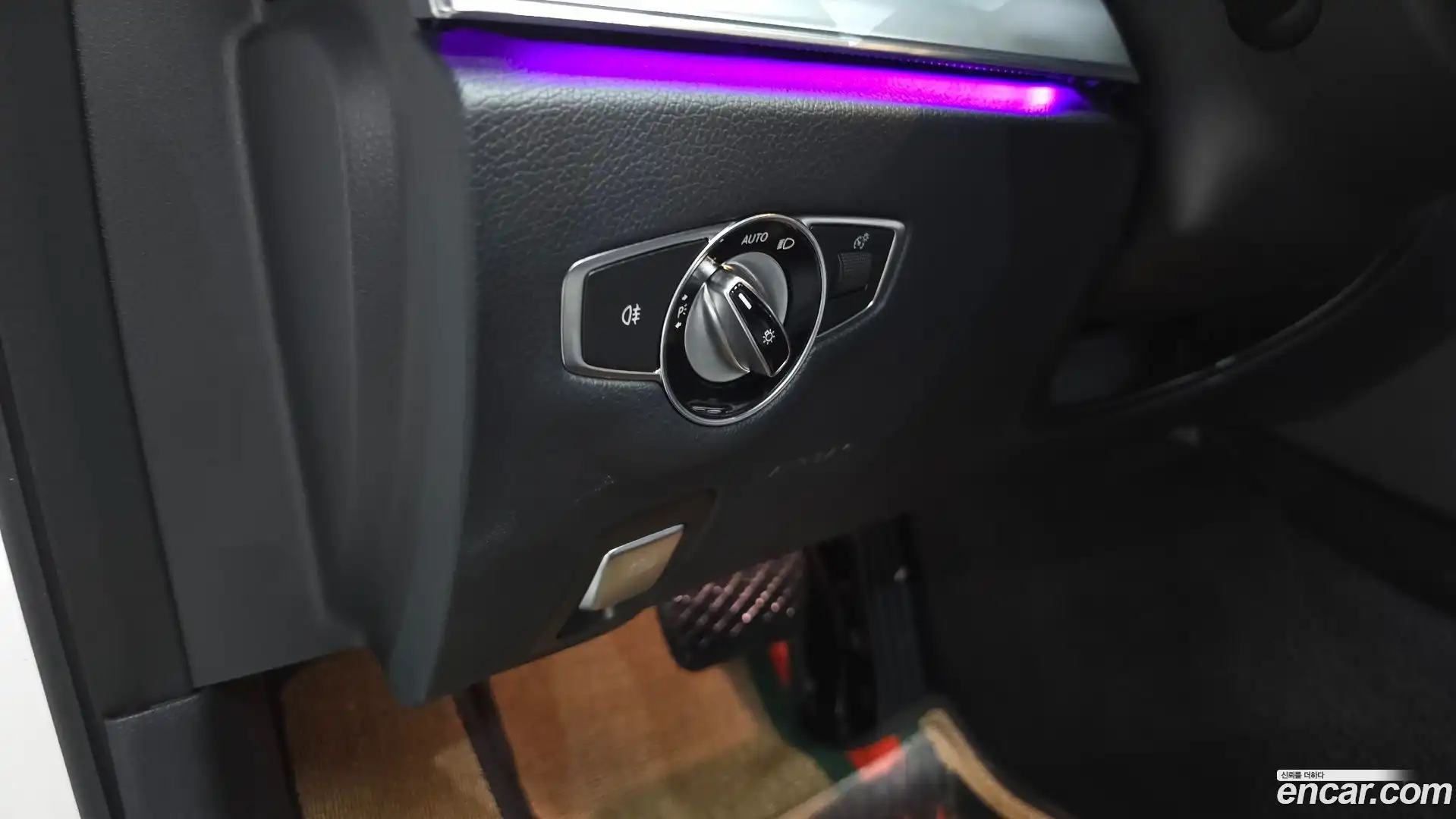 E-Class Mercedes-Benz 2021.2-OPTION-040