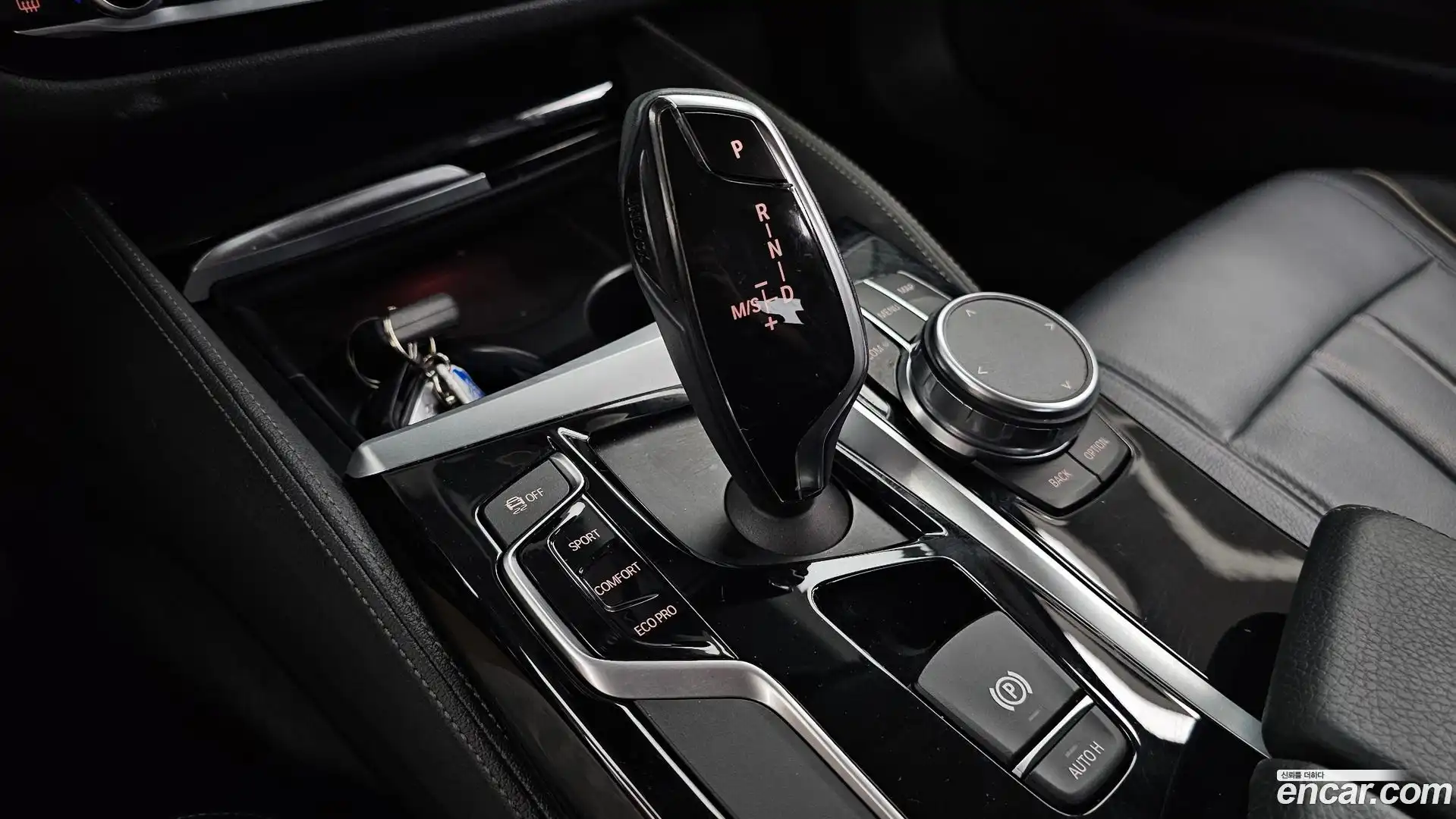 5-Series BMW 2018.4-INNER-009
