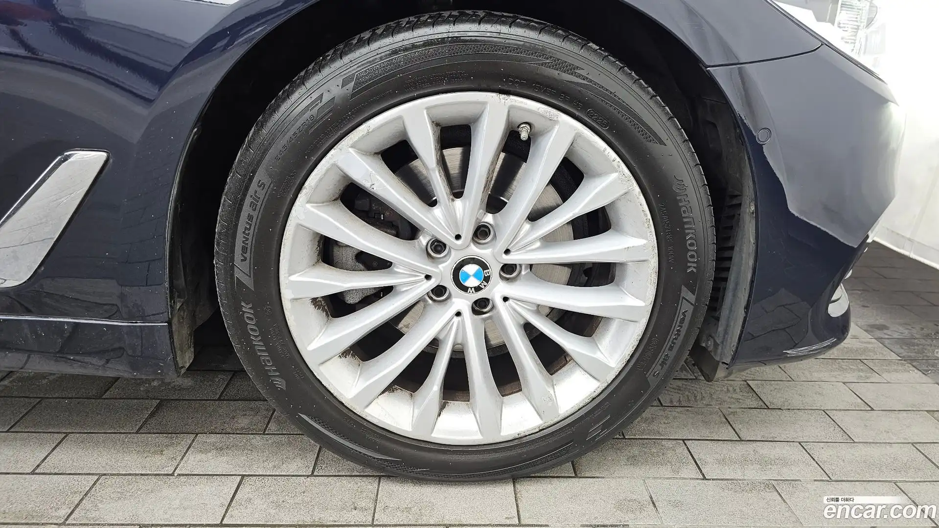 5-Series BMW 2018.4-OUTER-031