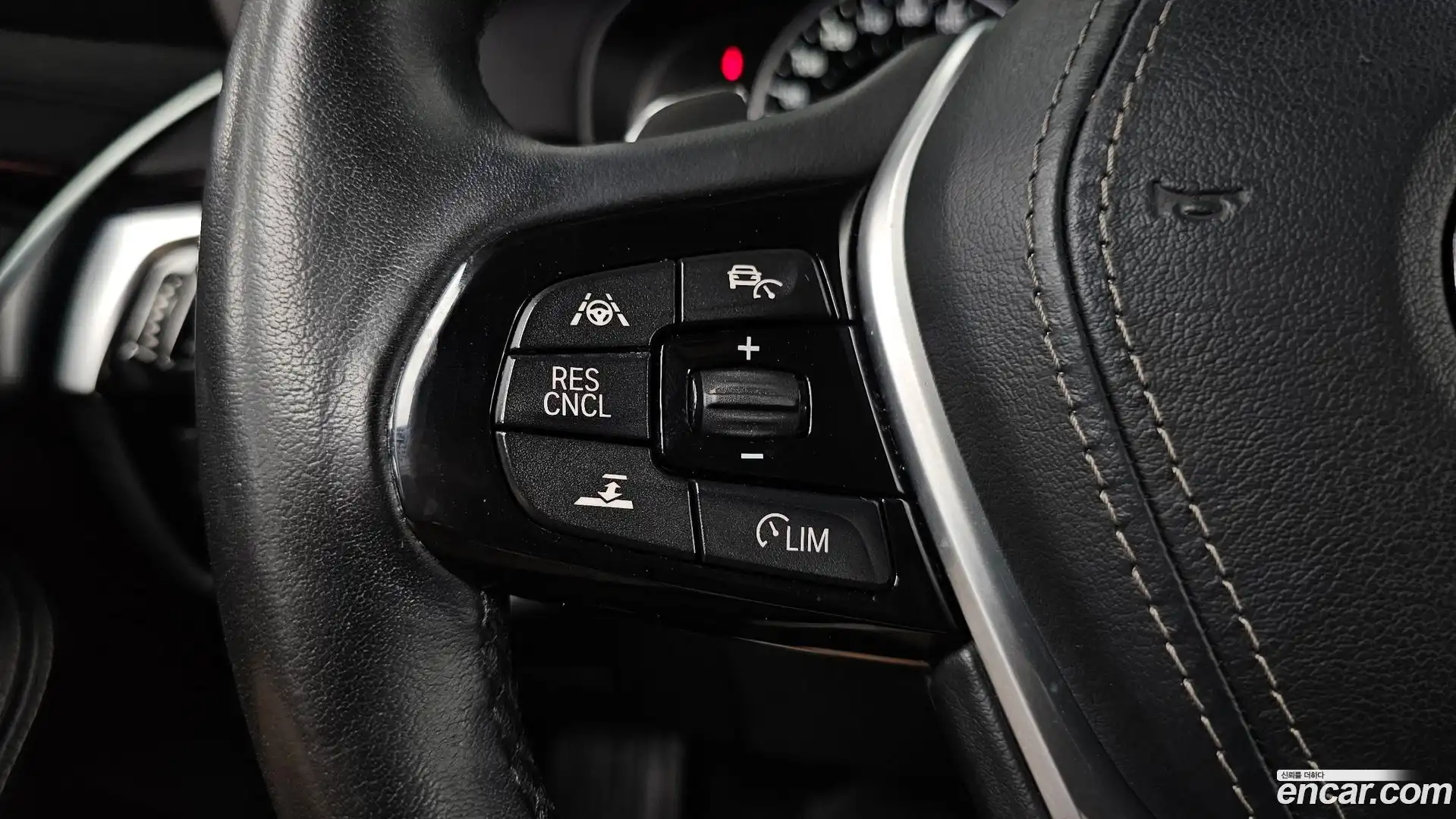 5-Series BMW 2018.4-OPTION-041
