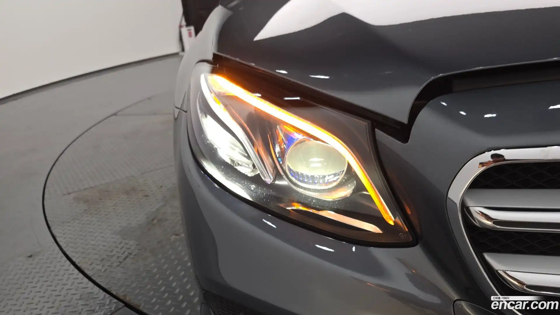 E-Class Mercedes-Benz 2020.6-OUTER-032