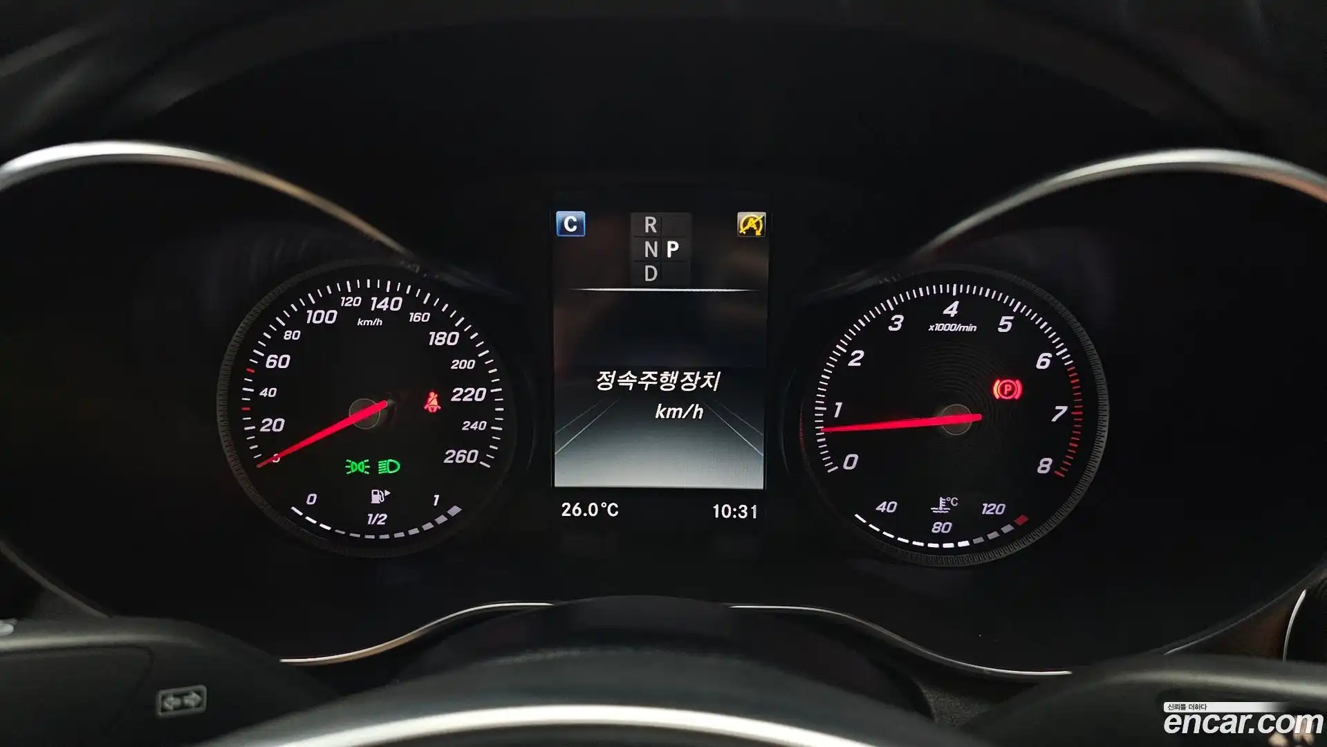C-Class Mercedes-Benz 2017.3-INNER-008