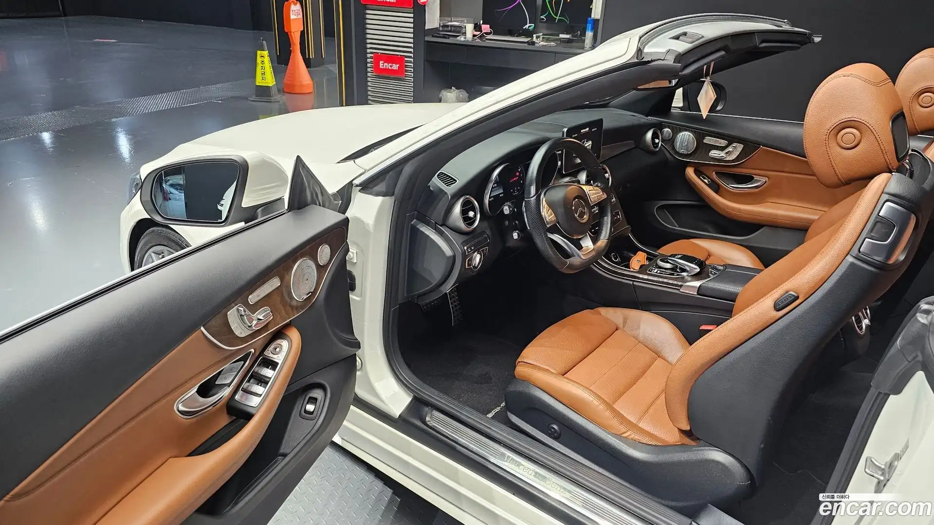 C-Class Mercedes-Benz 2017.3-INNER-010