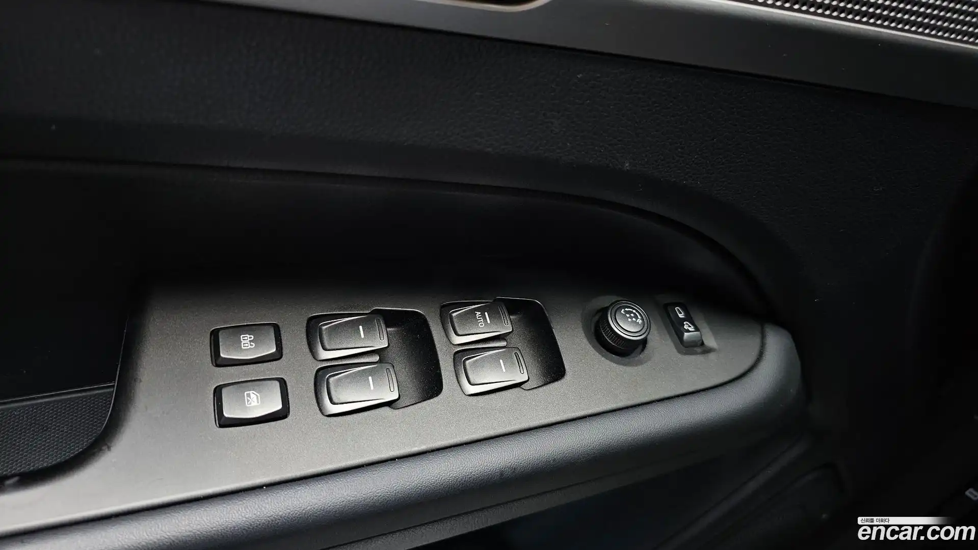 Rexton KG Mobility 2018.10-OPTION-040