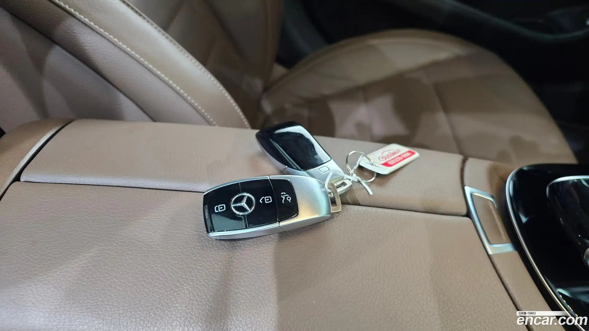E-Class Mercedes-Benz 2020.2-OPTION-019