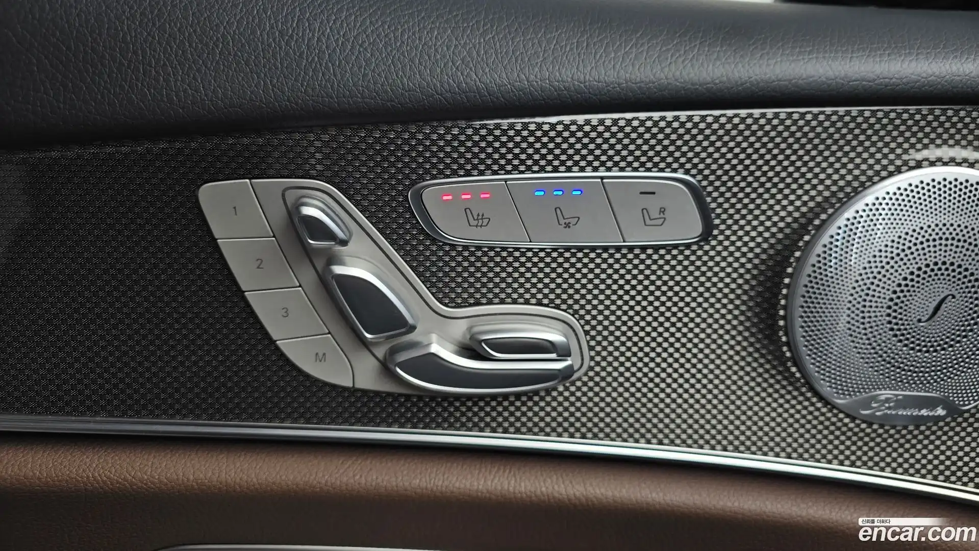E-Class Mercedes-Benz 2020.2-OPTION-024