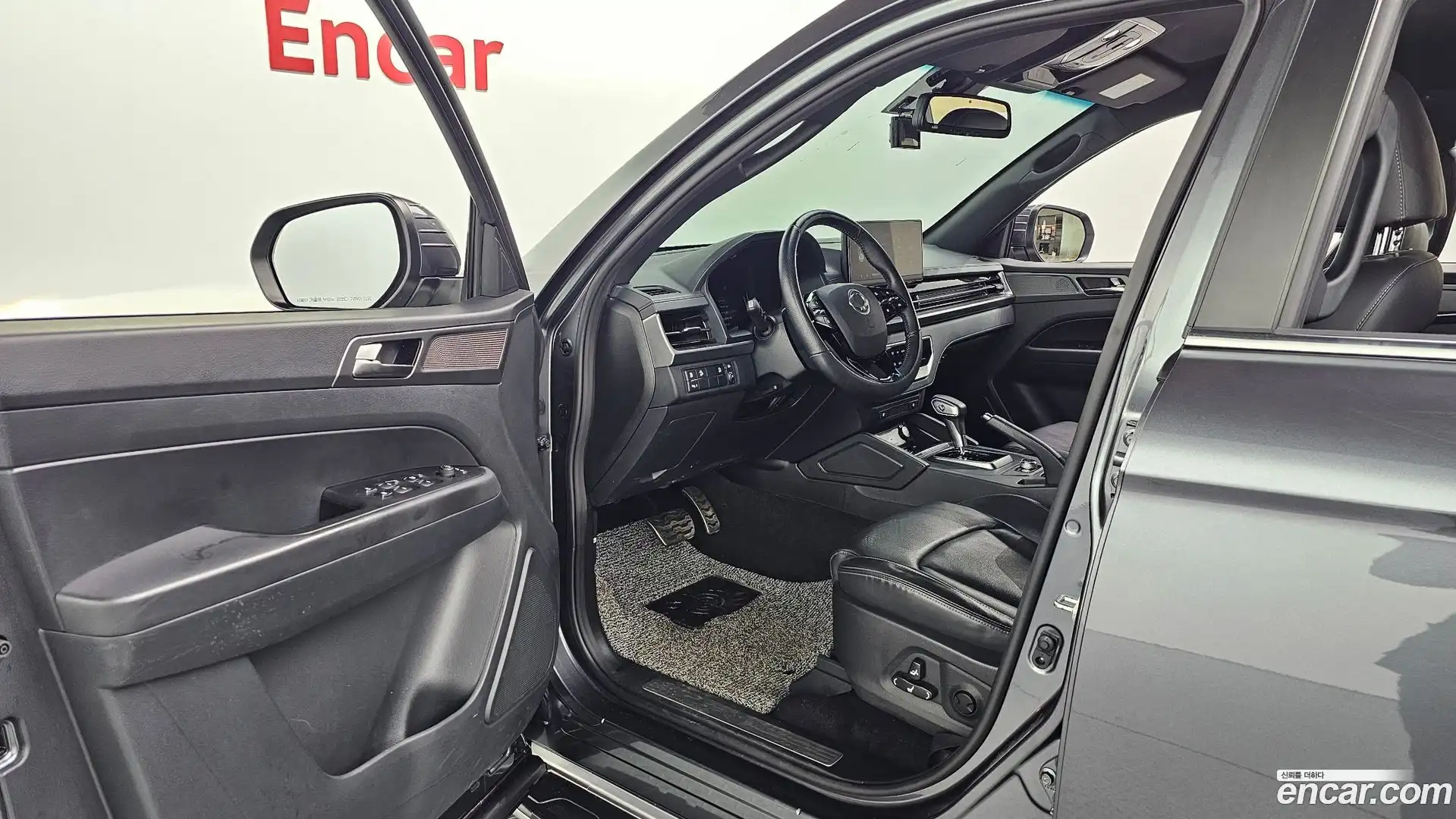 Rexton KG Mobility 2023.7-INNER-036