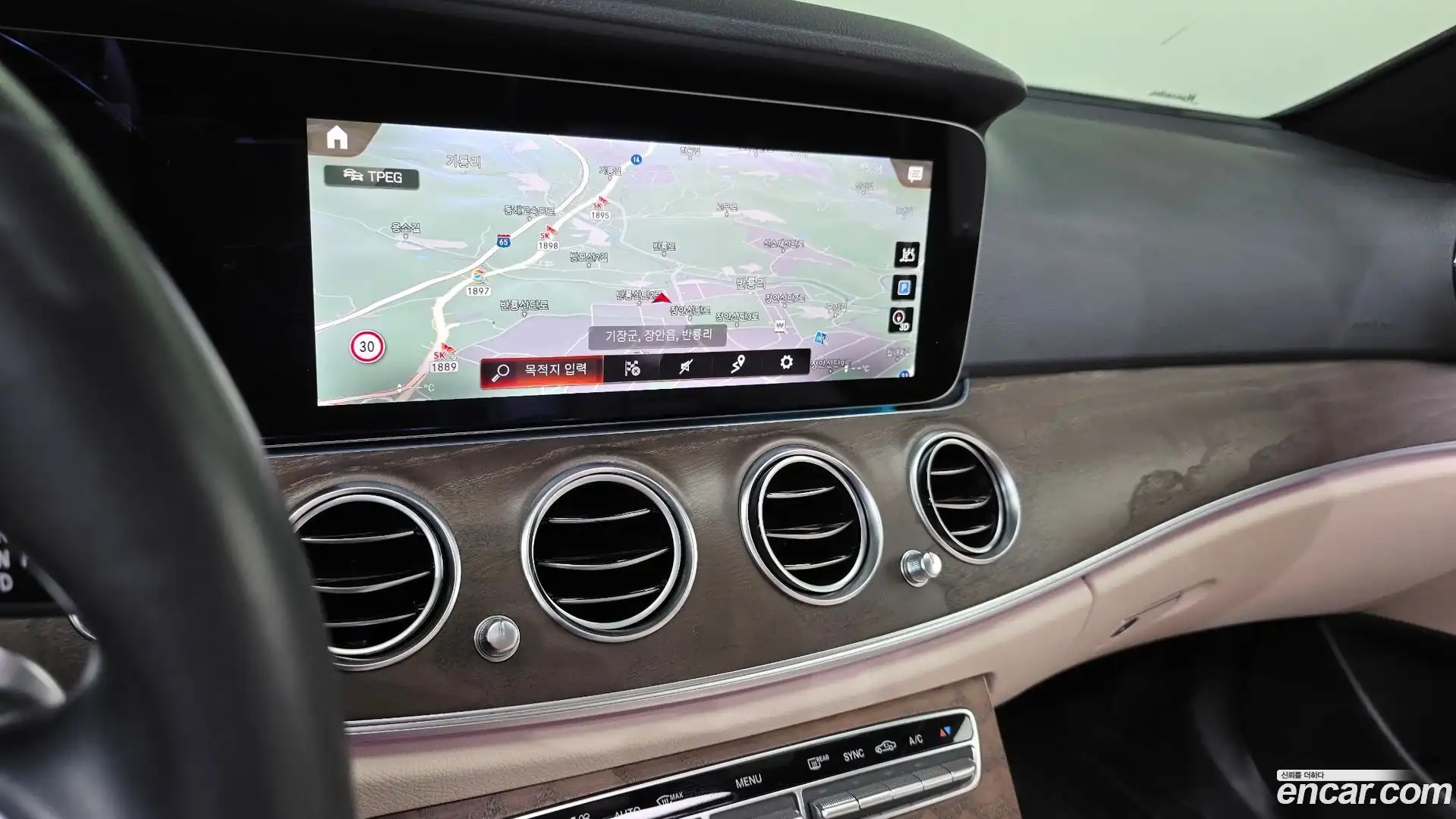 E-Class Mercedes-Benz 2022.10-OPTION-018