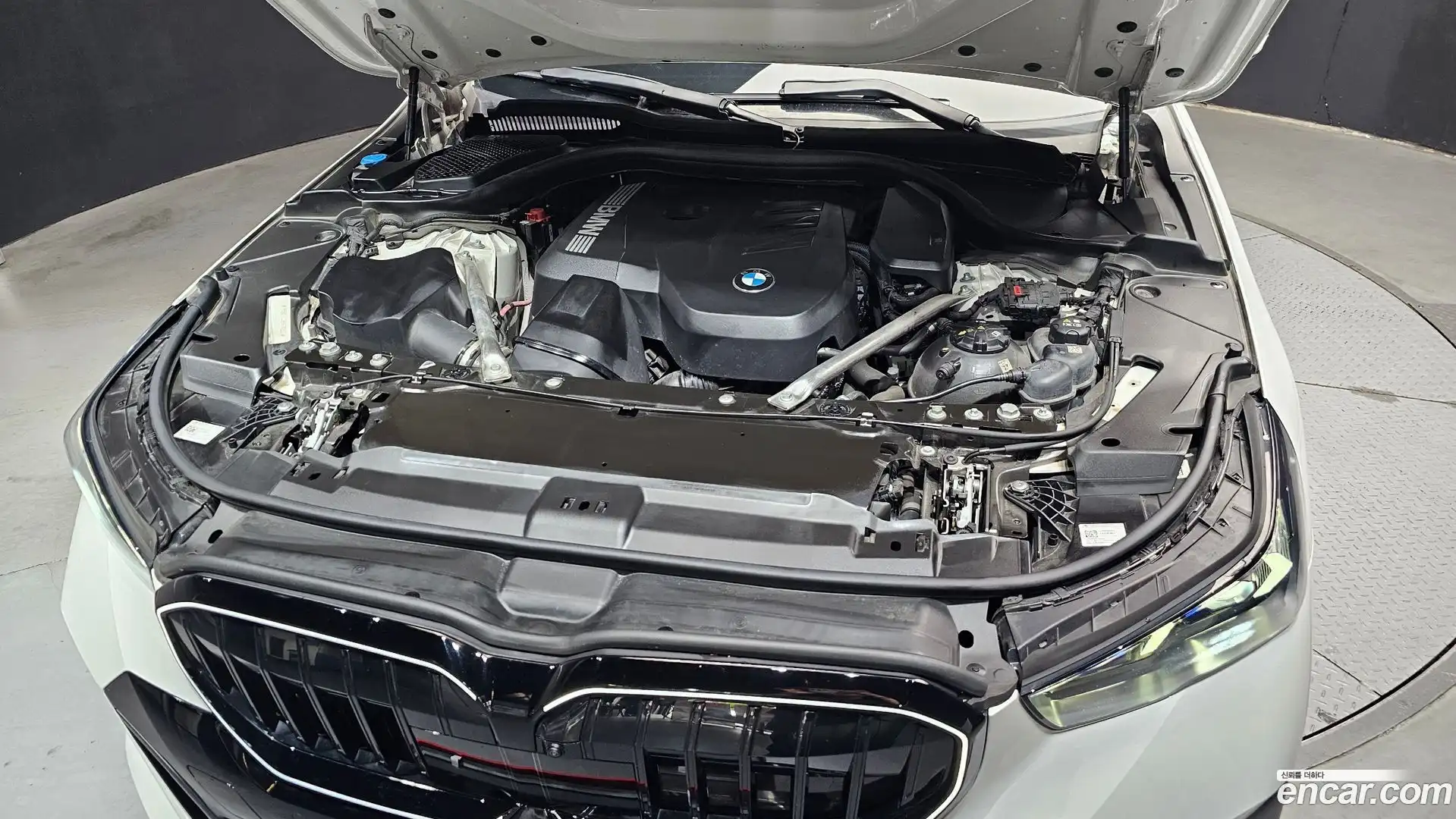 5-Series BMW 2024.11-OUTER-006
