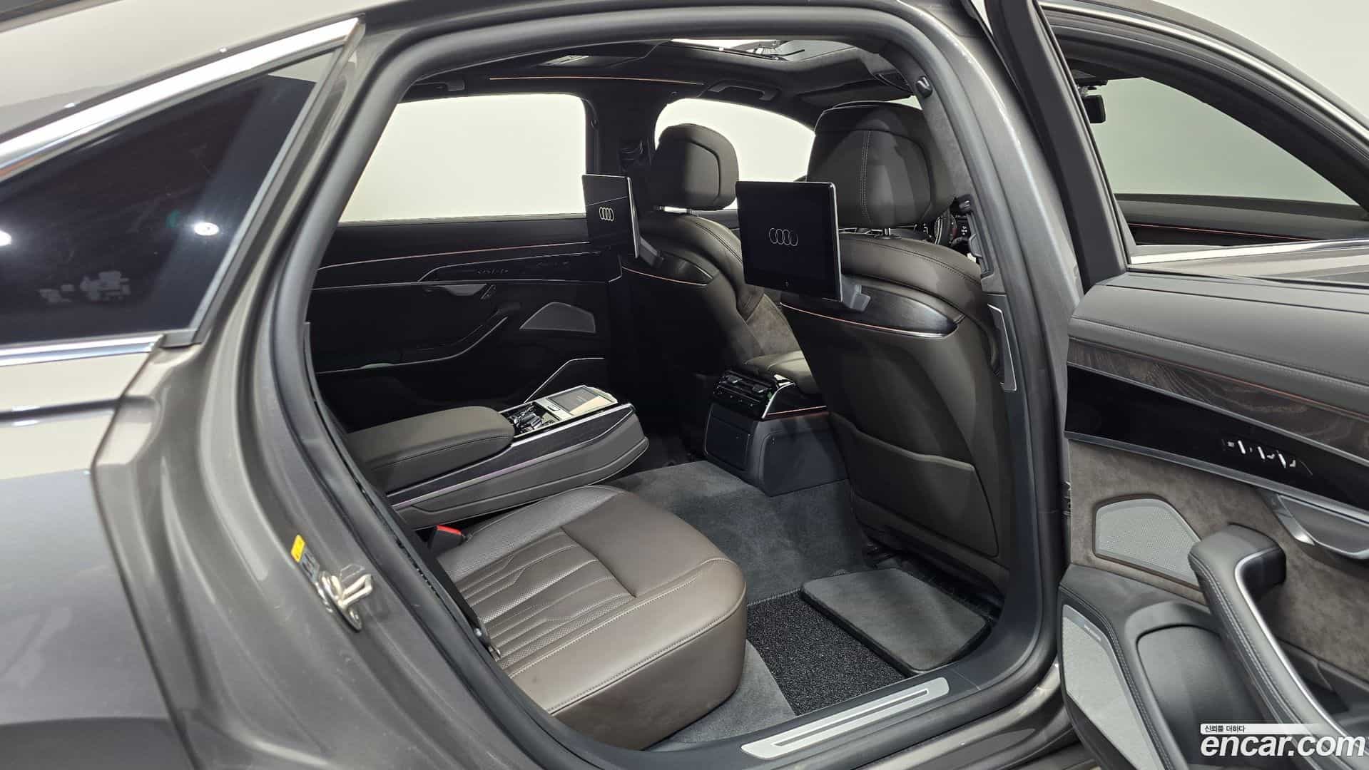 A8 Audi 2021.11-OPTION-015