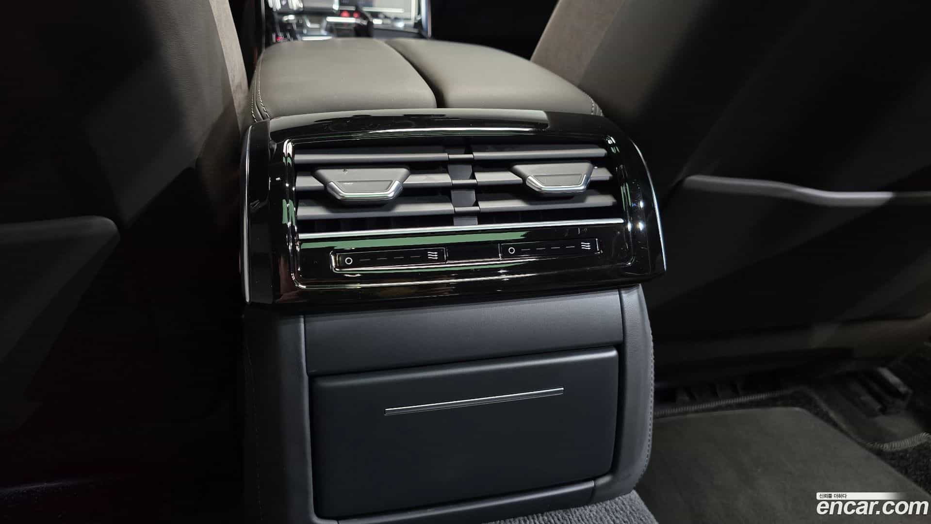 A8 Audi 2021.11-OPTION-042