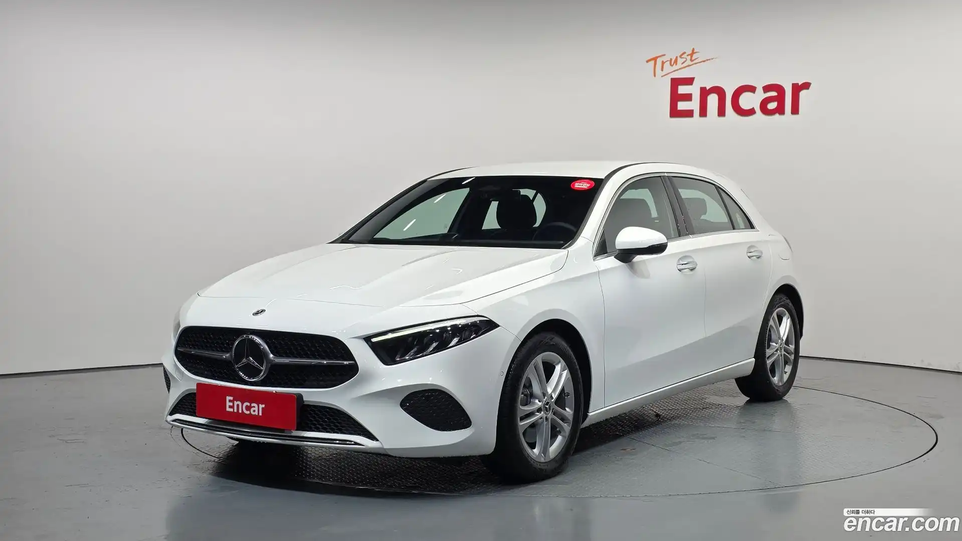 A-Class Mercedes-Benz 2025.2-OUTER-001