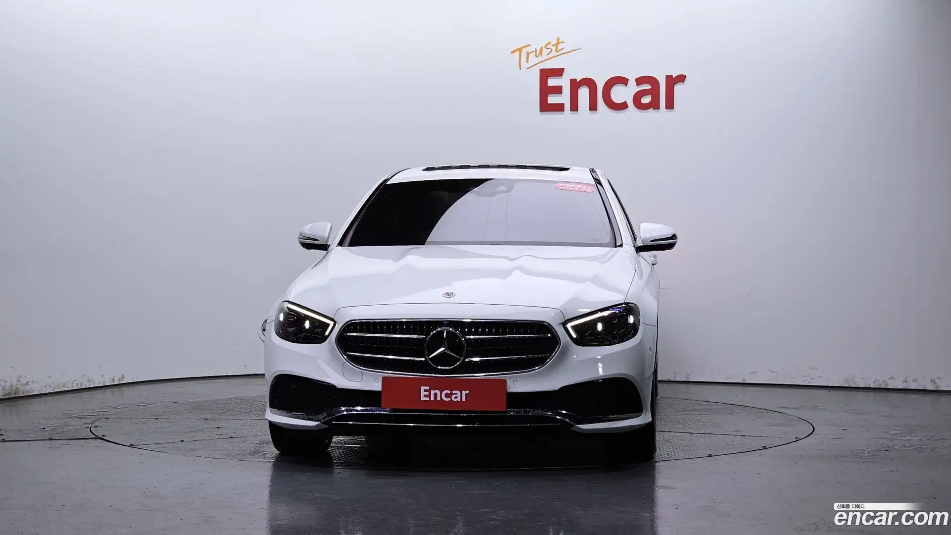 E-Class Mercedes-Benz 2021.11-OUTER-003