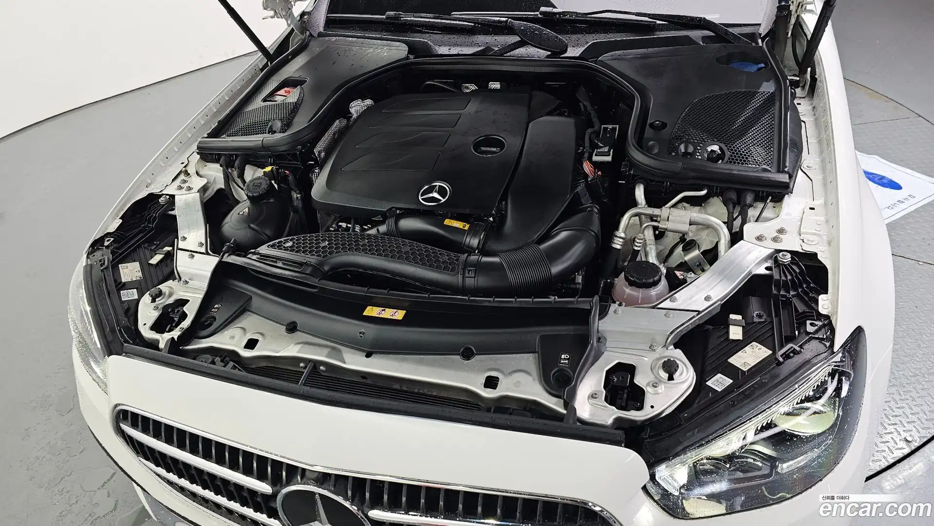 E-Class Mercedes-Benz 2021.11-OUTER-006