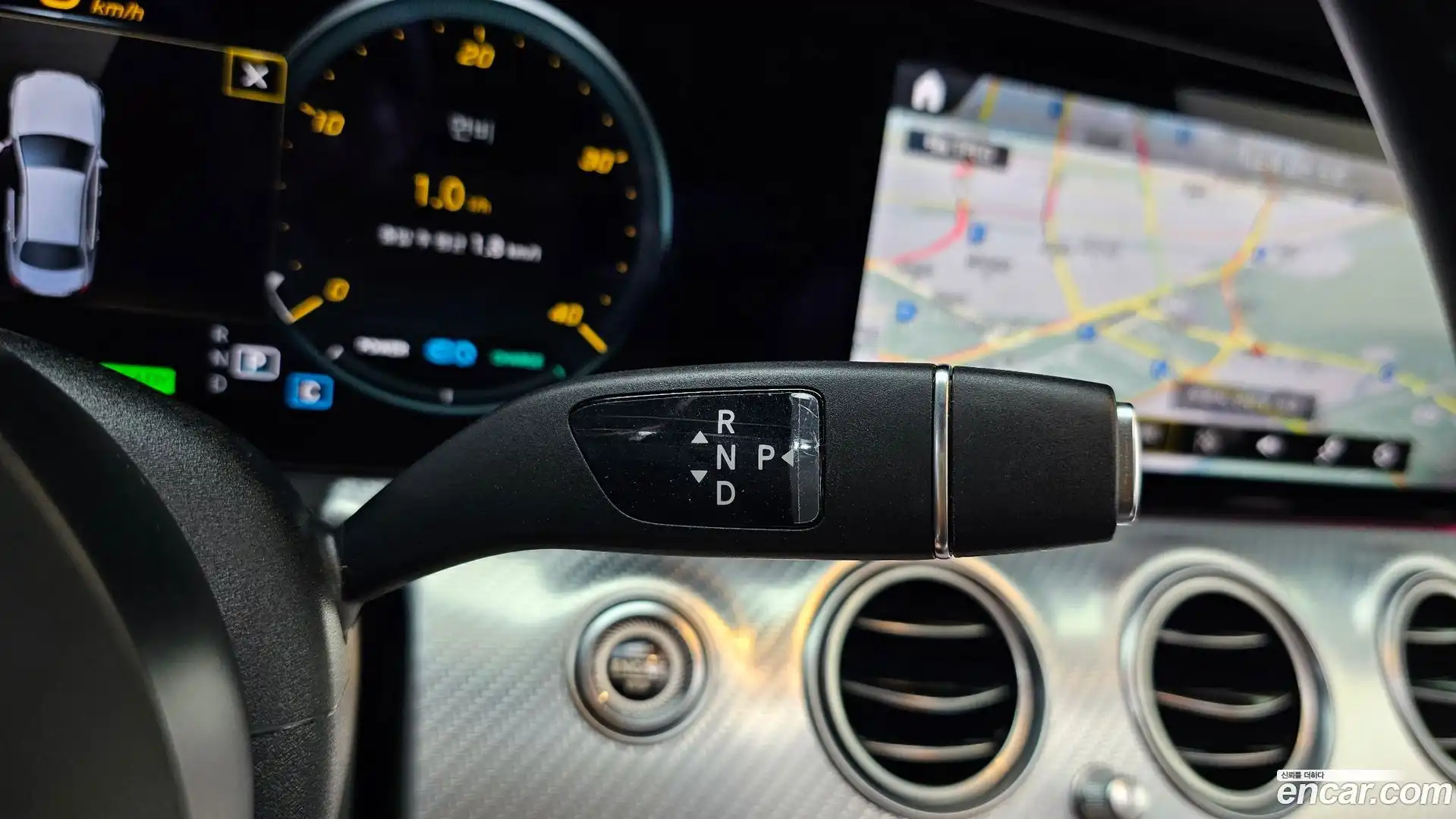 E-Class Mercedes-Benz 2021.11-INNER-009