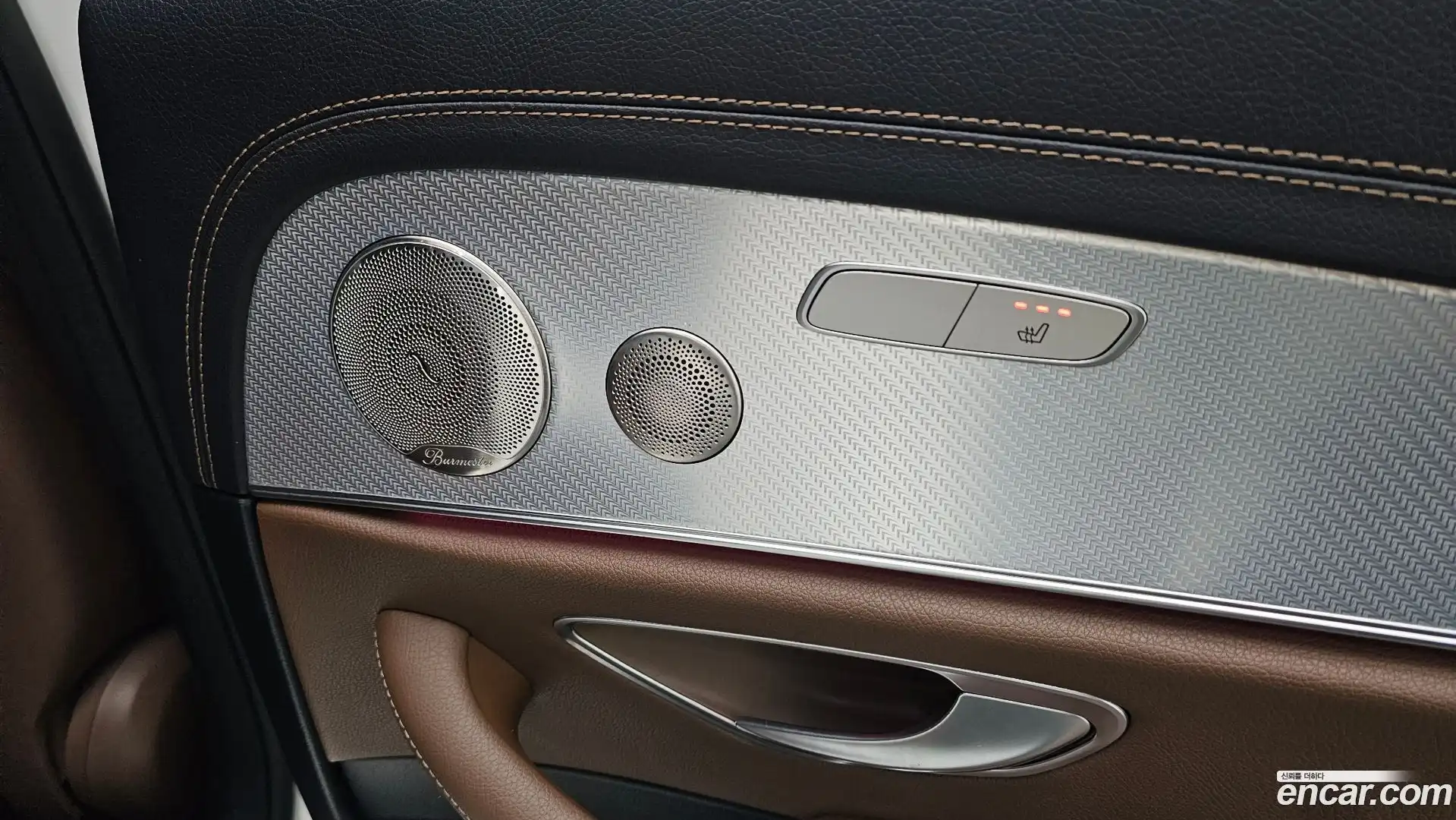 E-Class Mercedes-Benz 2021.11-OPTION-043