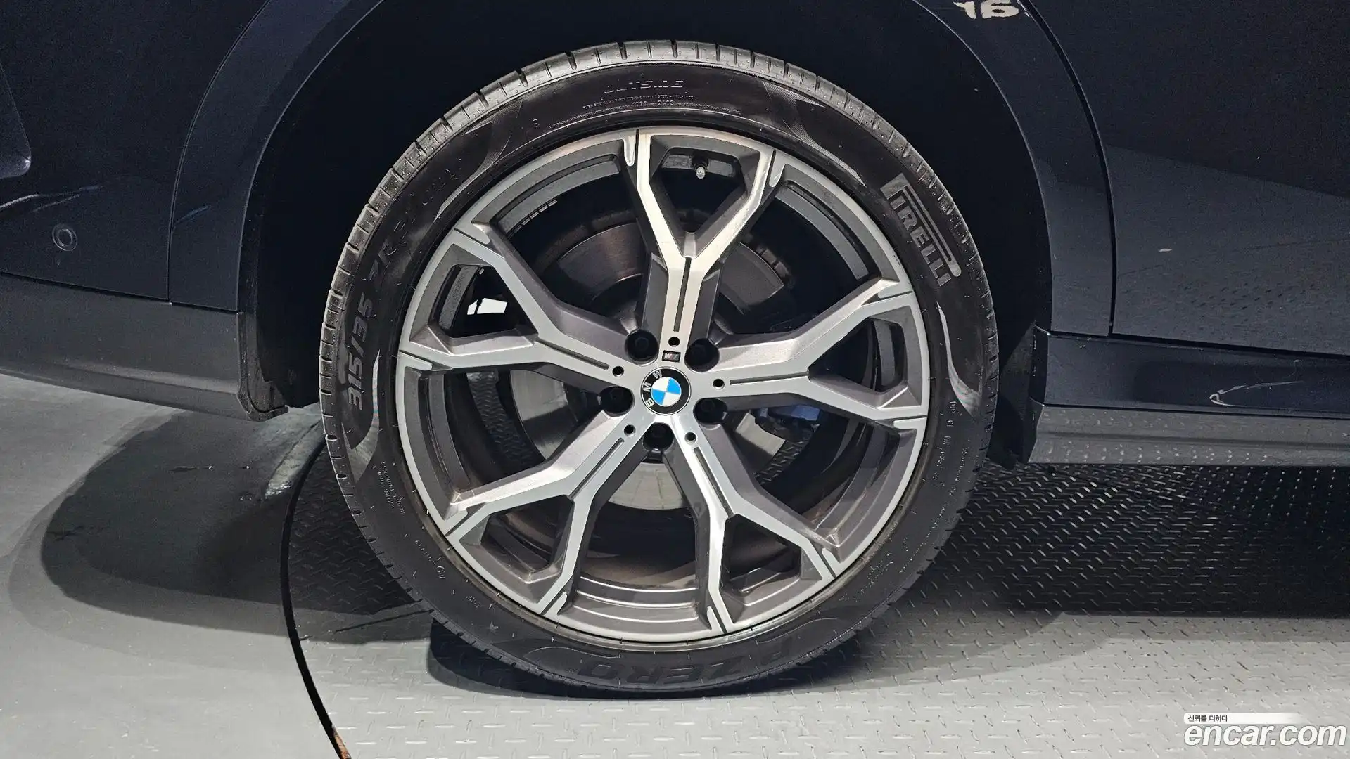 X6 BMW 2021.1-OUTER-005