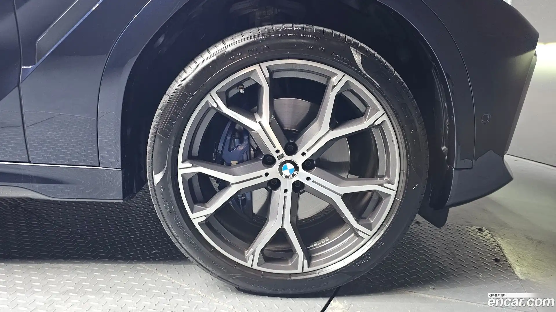 X6 BMW 2021.1-OUTER-031