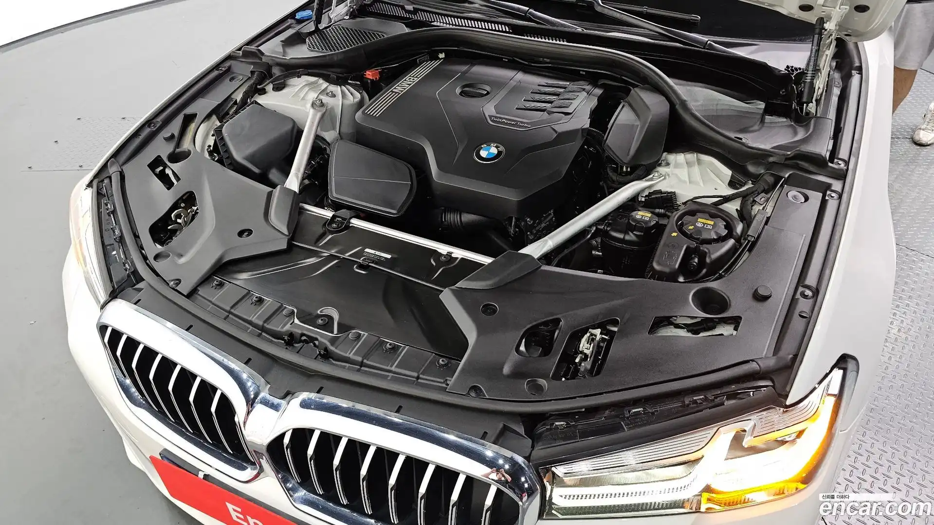 5-Series BMW 2022.1-OUTER-006