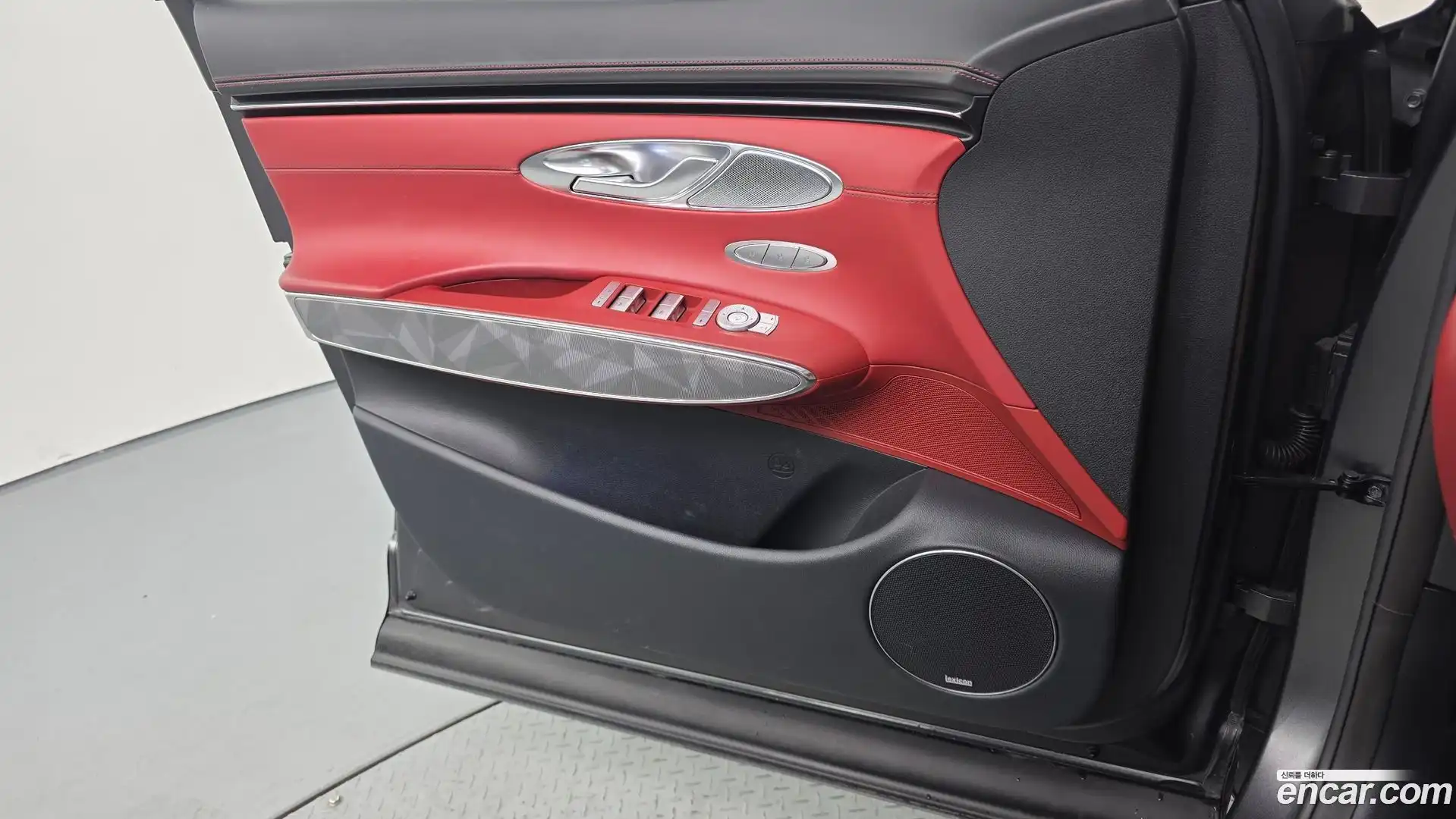 GV70 Genesis 2022.0-INNER-034