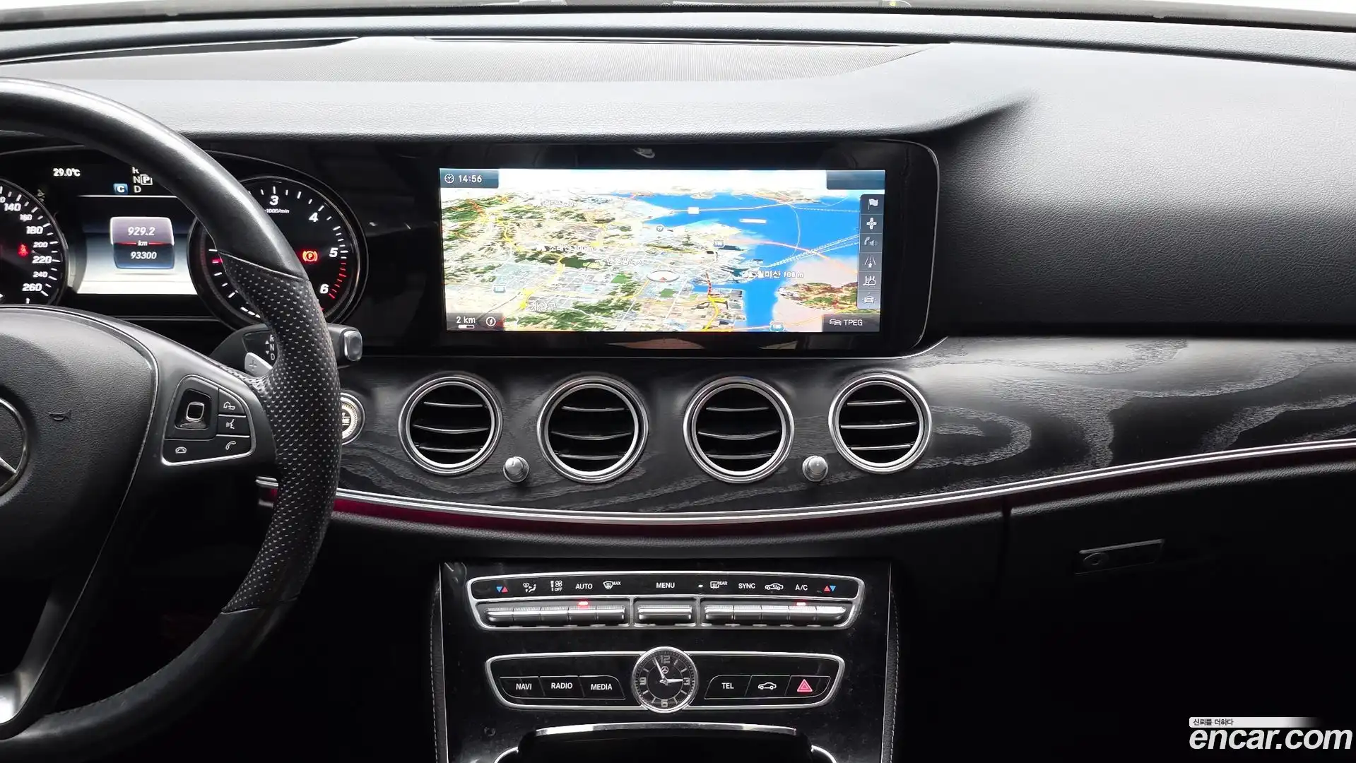 E-Class Mercedes-Benz 2017.6-OPTION-018