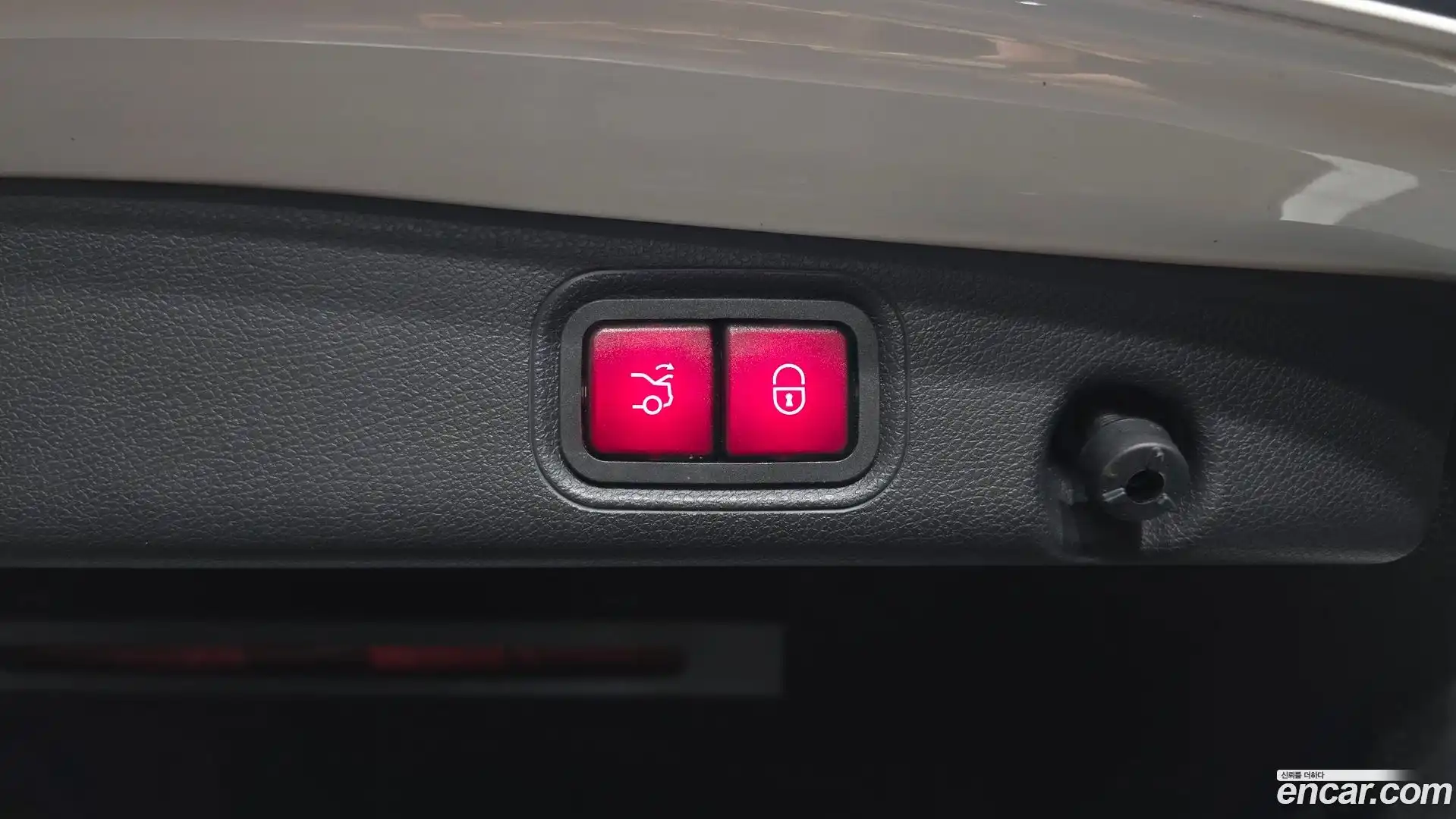 E-Class Mercedes-Benz 2017.6-OPTION-043