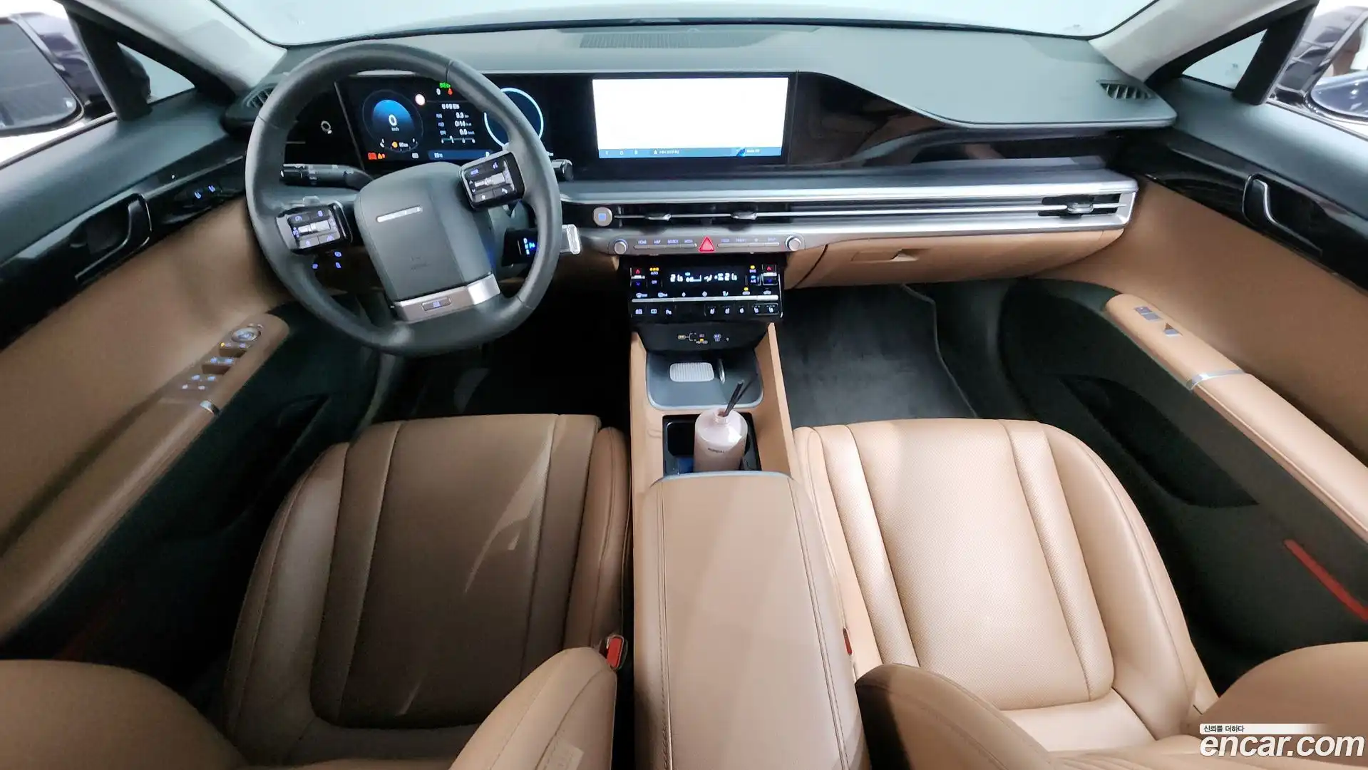 Grandeur Hyundai 2023.4-OUTER-001
