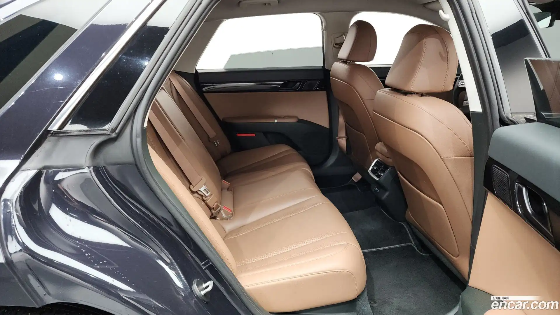 Grandeur Hyundai 2023.4-OPTION-018