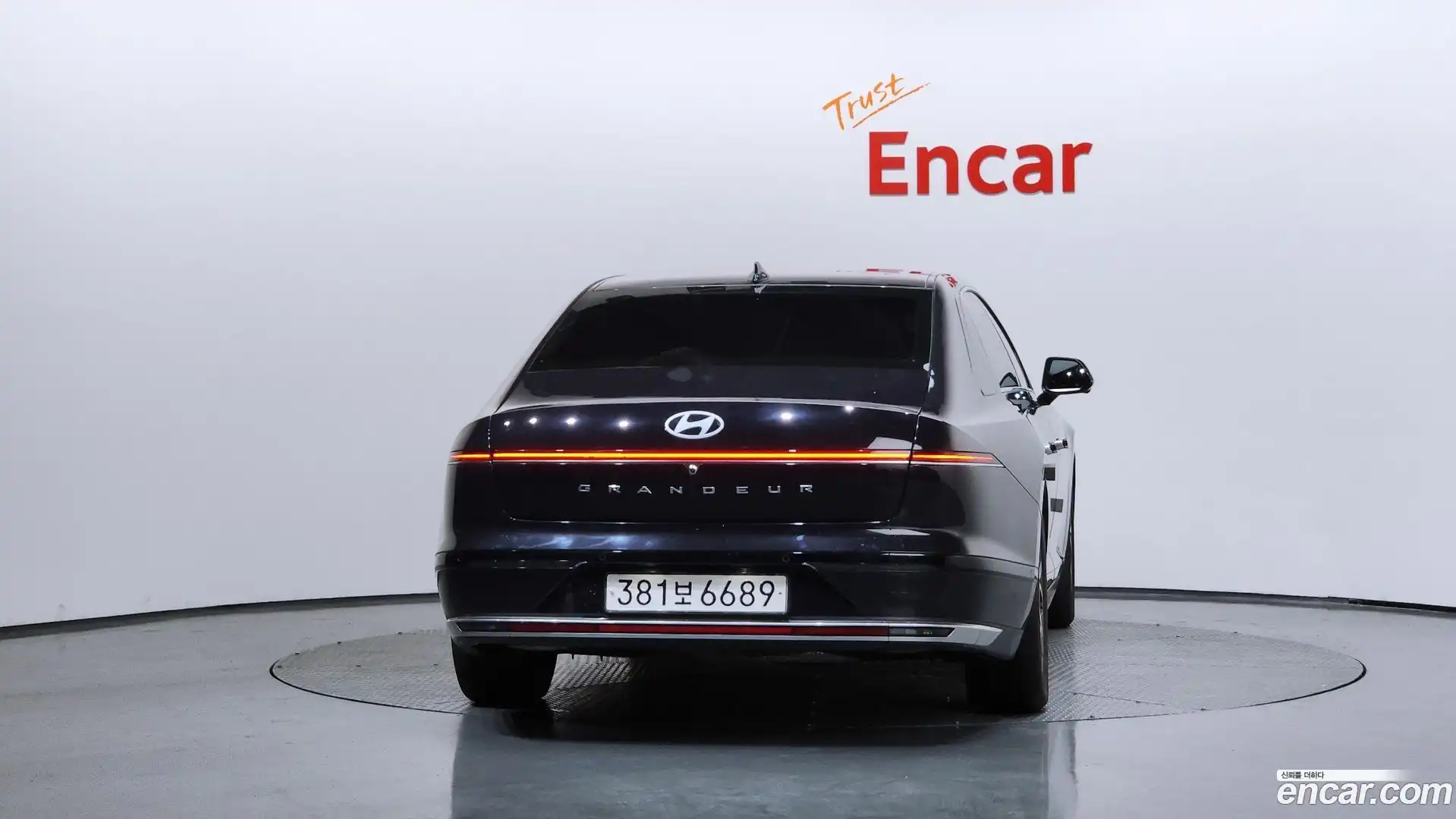 Grandeur Hyundai 2023.4-OPTION-023