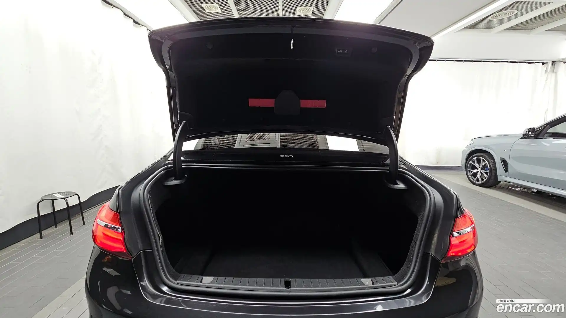 7-Series BMW 2016.0-OPTION-024