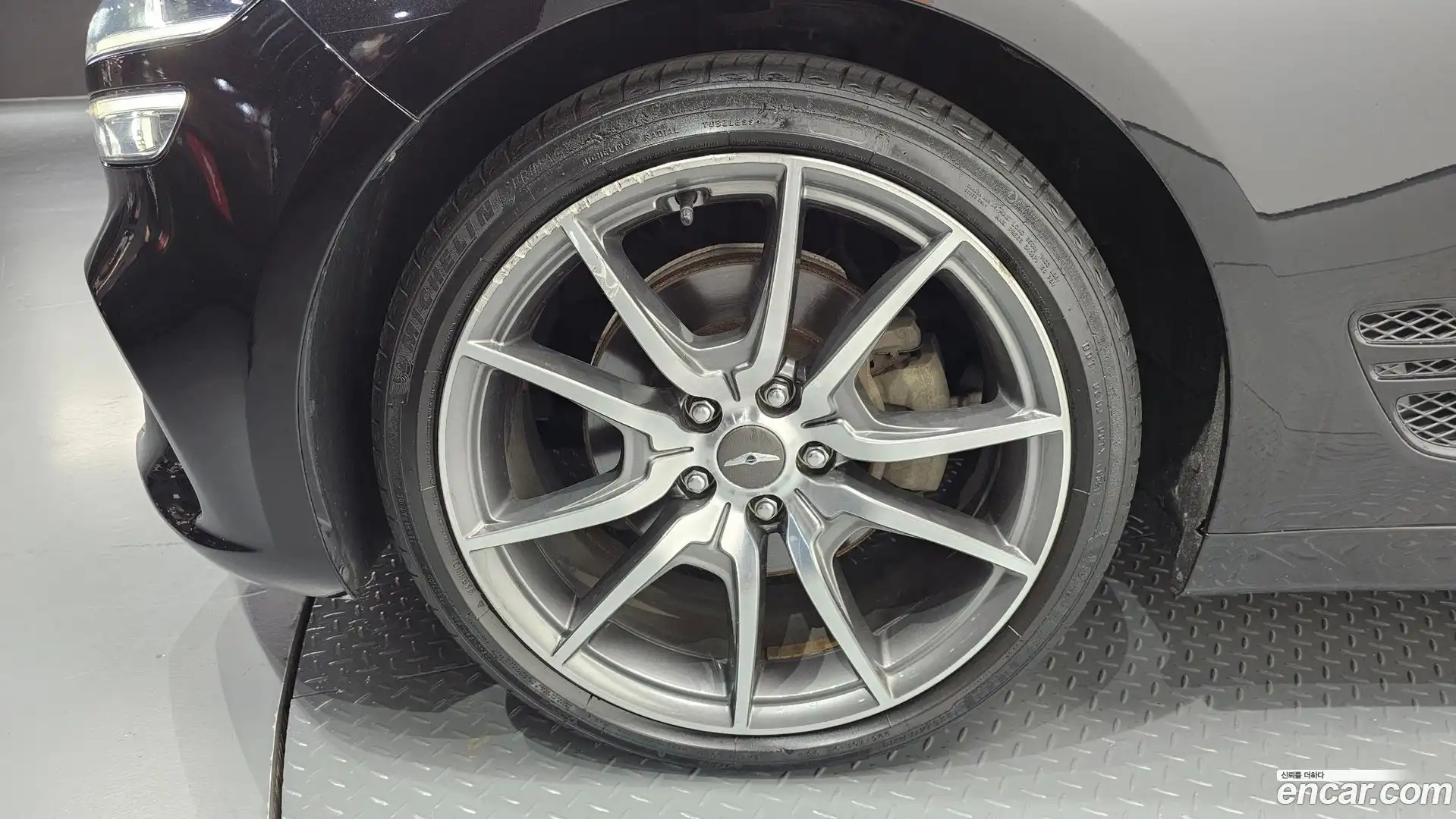 G70 Genesis 2021.2-OUTER-005