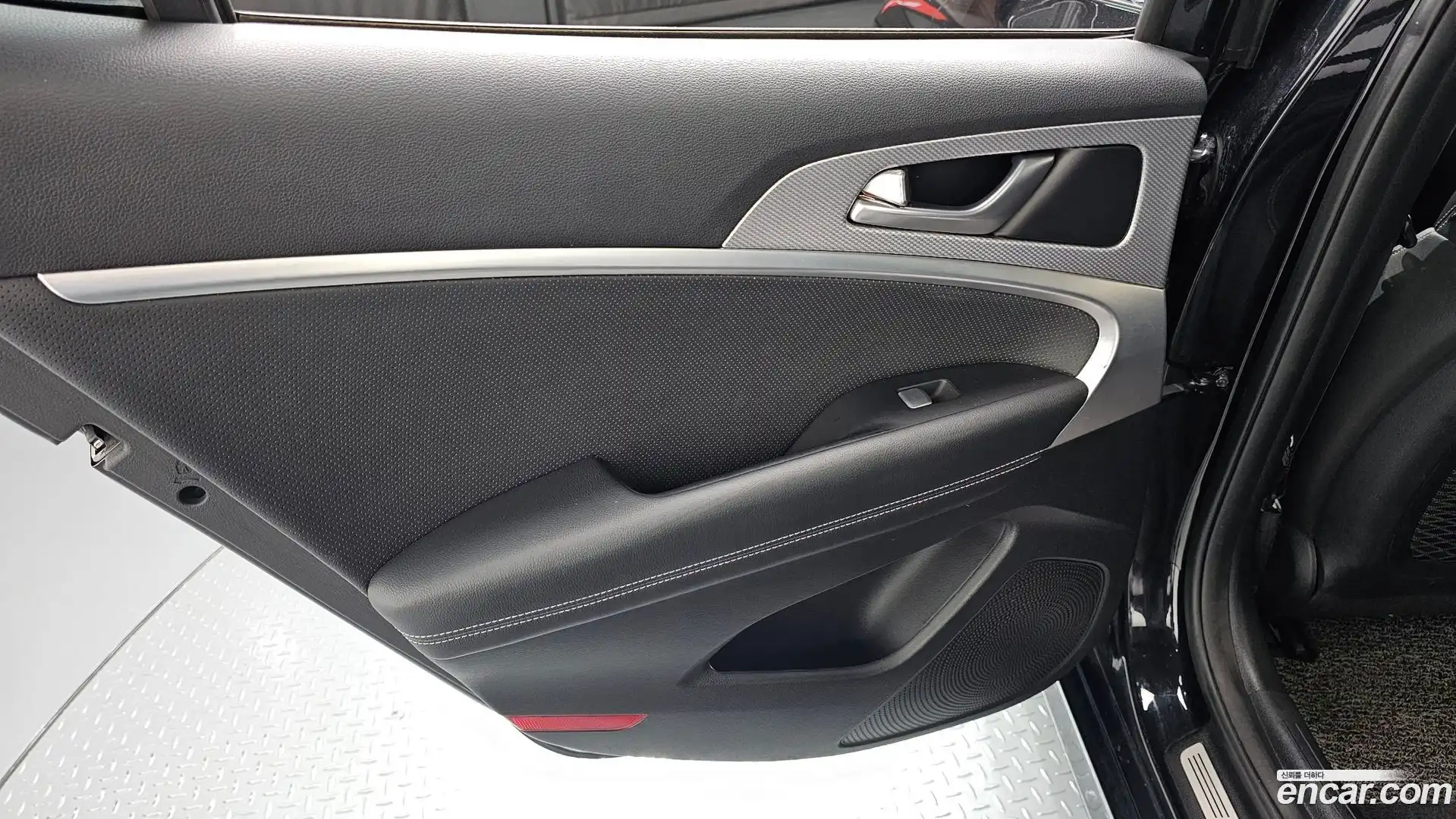 G70 Genesis 2021.2-INNER-035