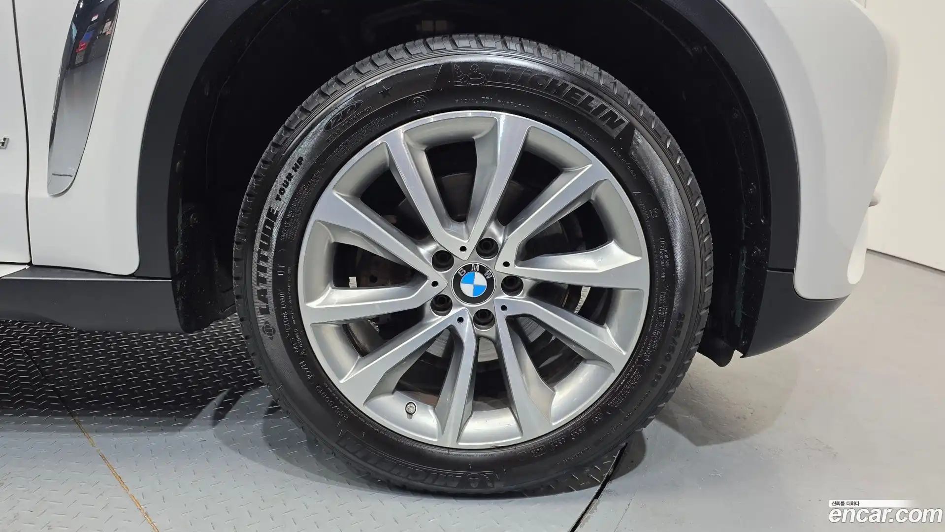 X6 BMW 2017.8-OUTER-031