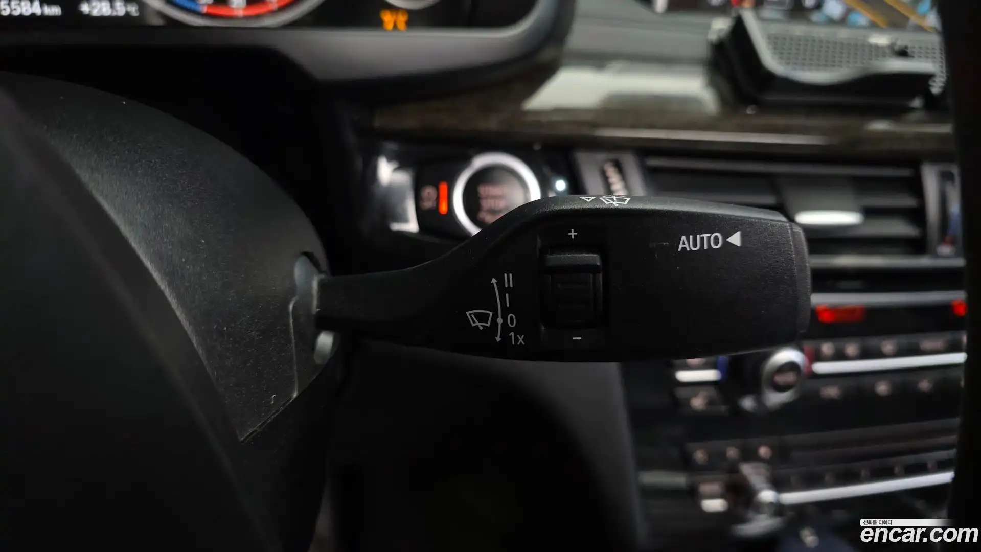 X6 BMW 2017.8-OPTION-045