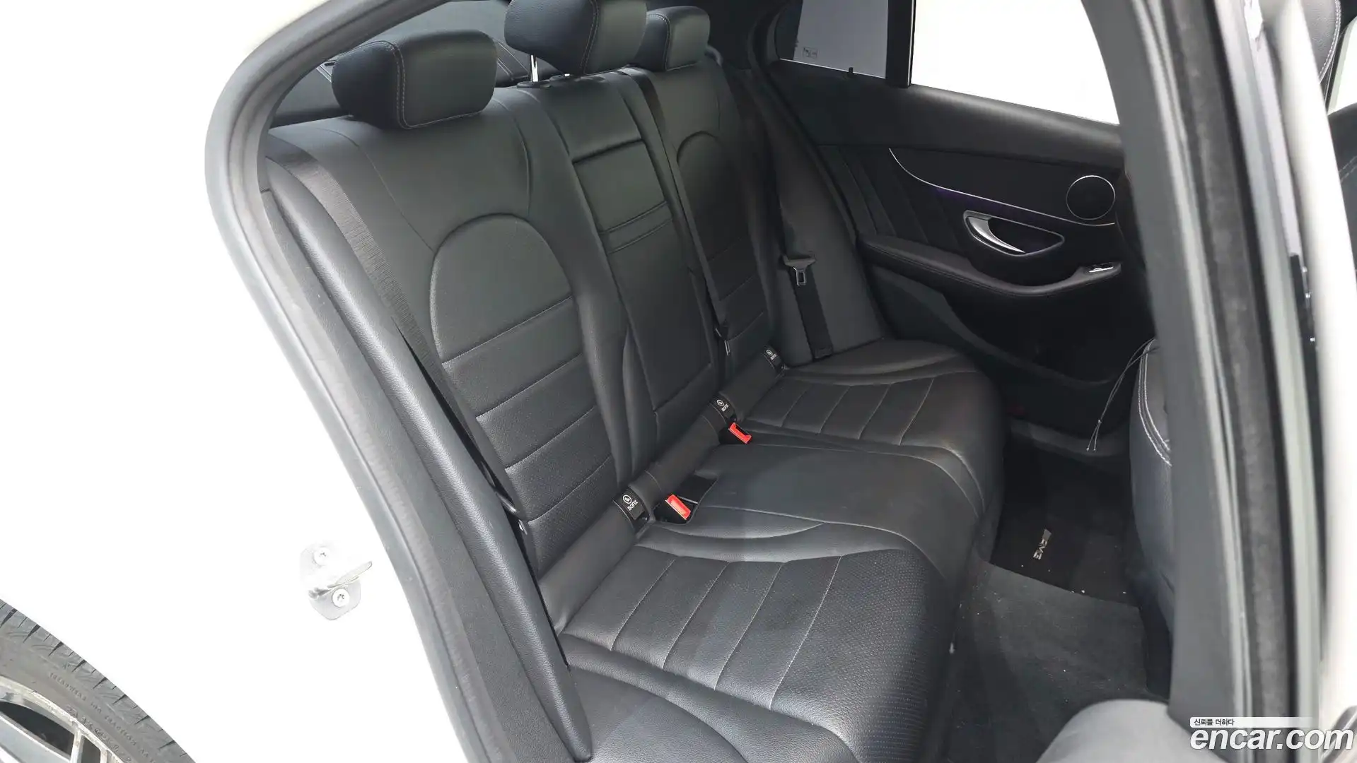 C-Class Mercedes-Benz 2019.3-OPTION-015